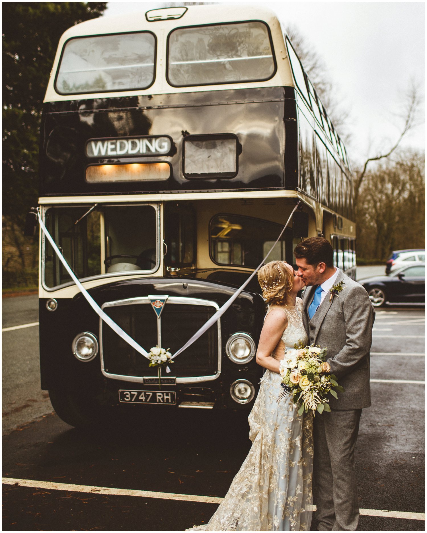 Derbyshire Vintage Wedding Bus_0067.jpg