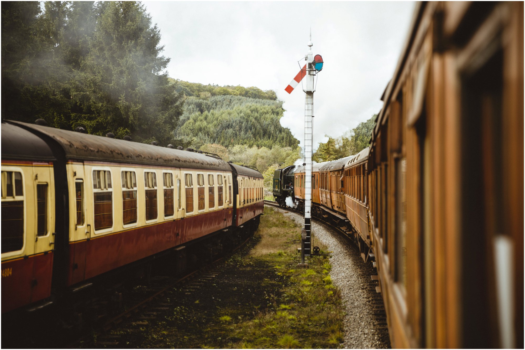 A Steam Train Wedding North Yorshire Moors_0051.jpg