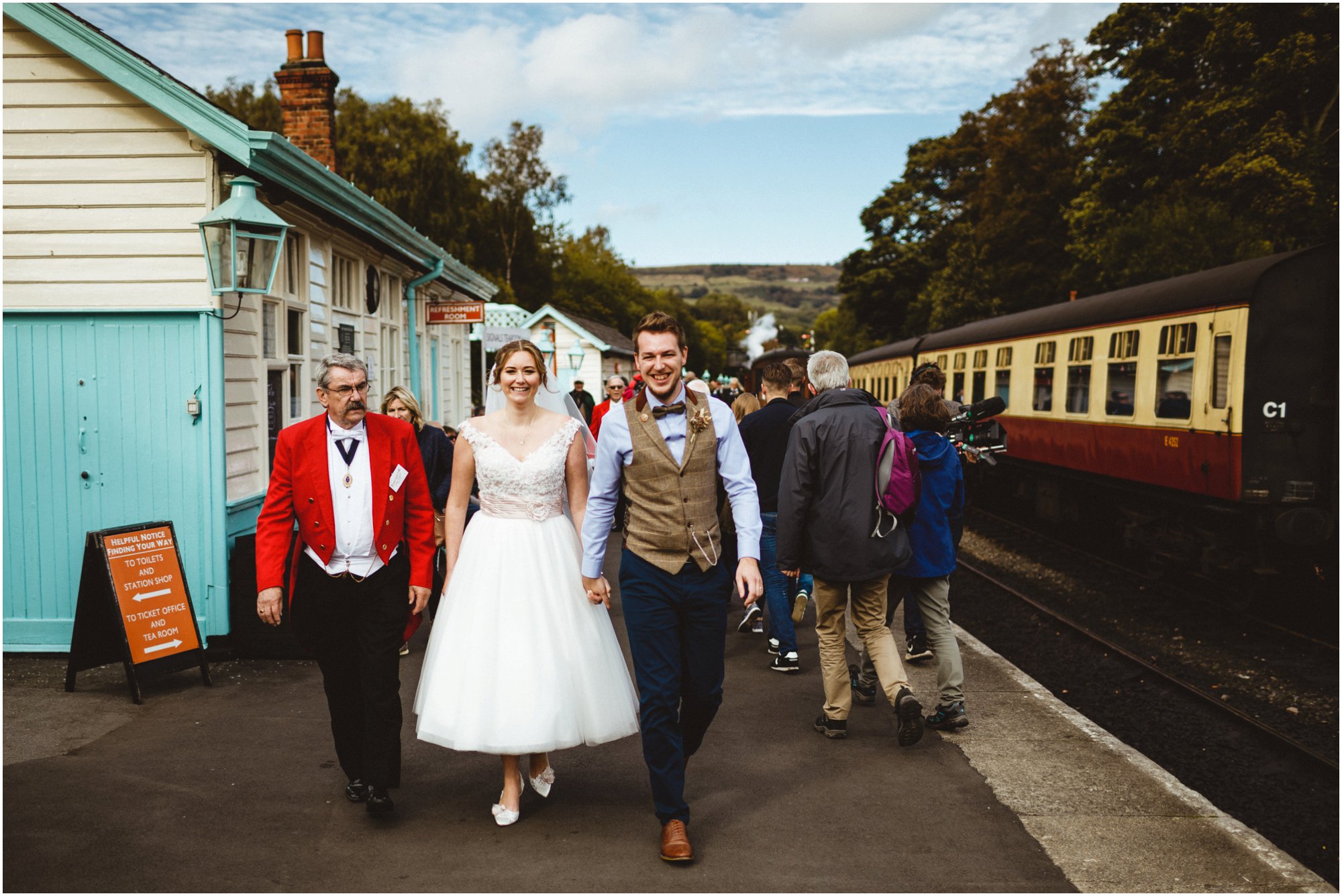 A Steam Train Wedding North Yorshire Moors_0053.jpg