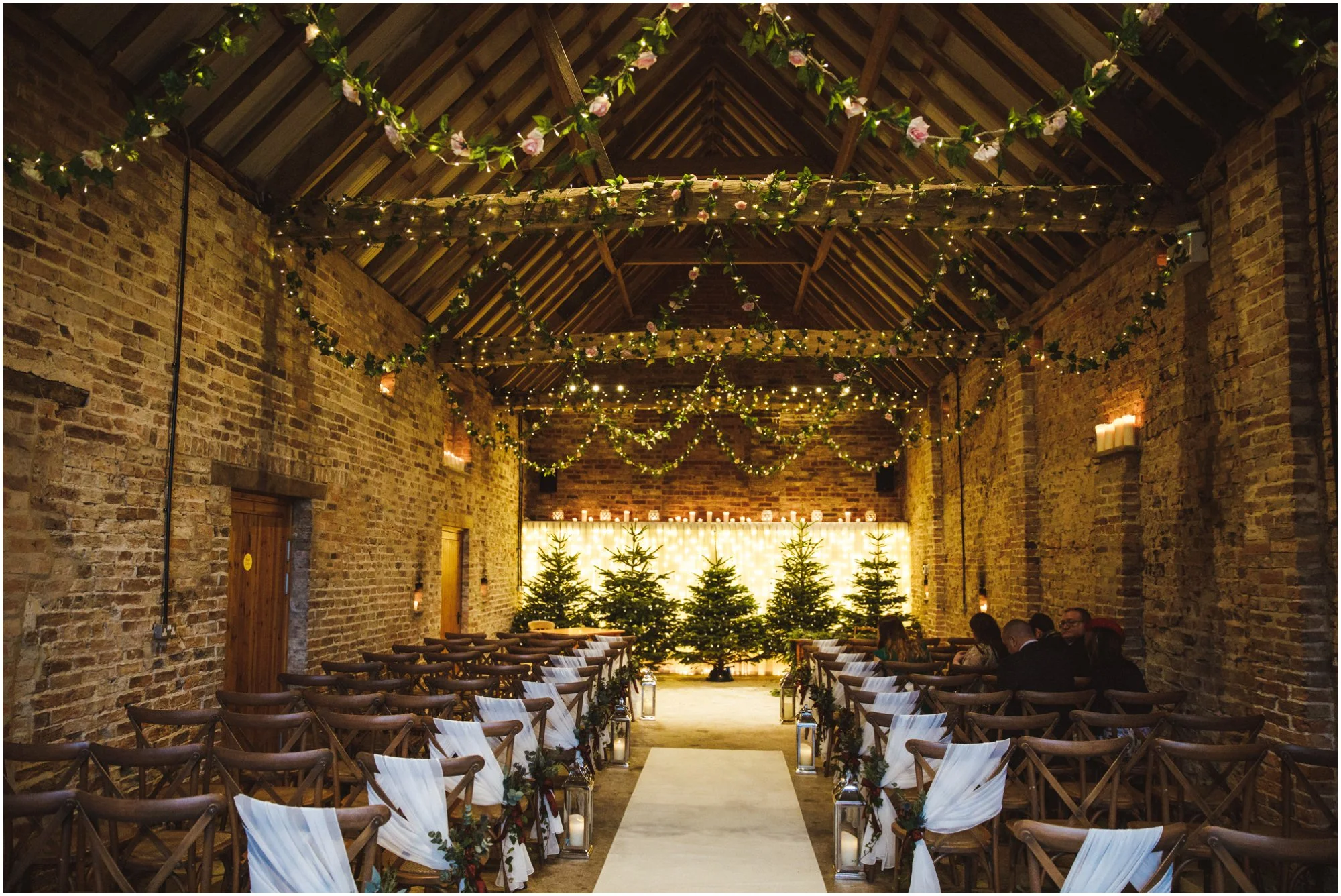 Barmbyfields Barn Wedding York_0019.jpg