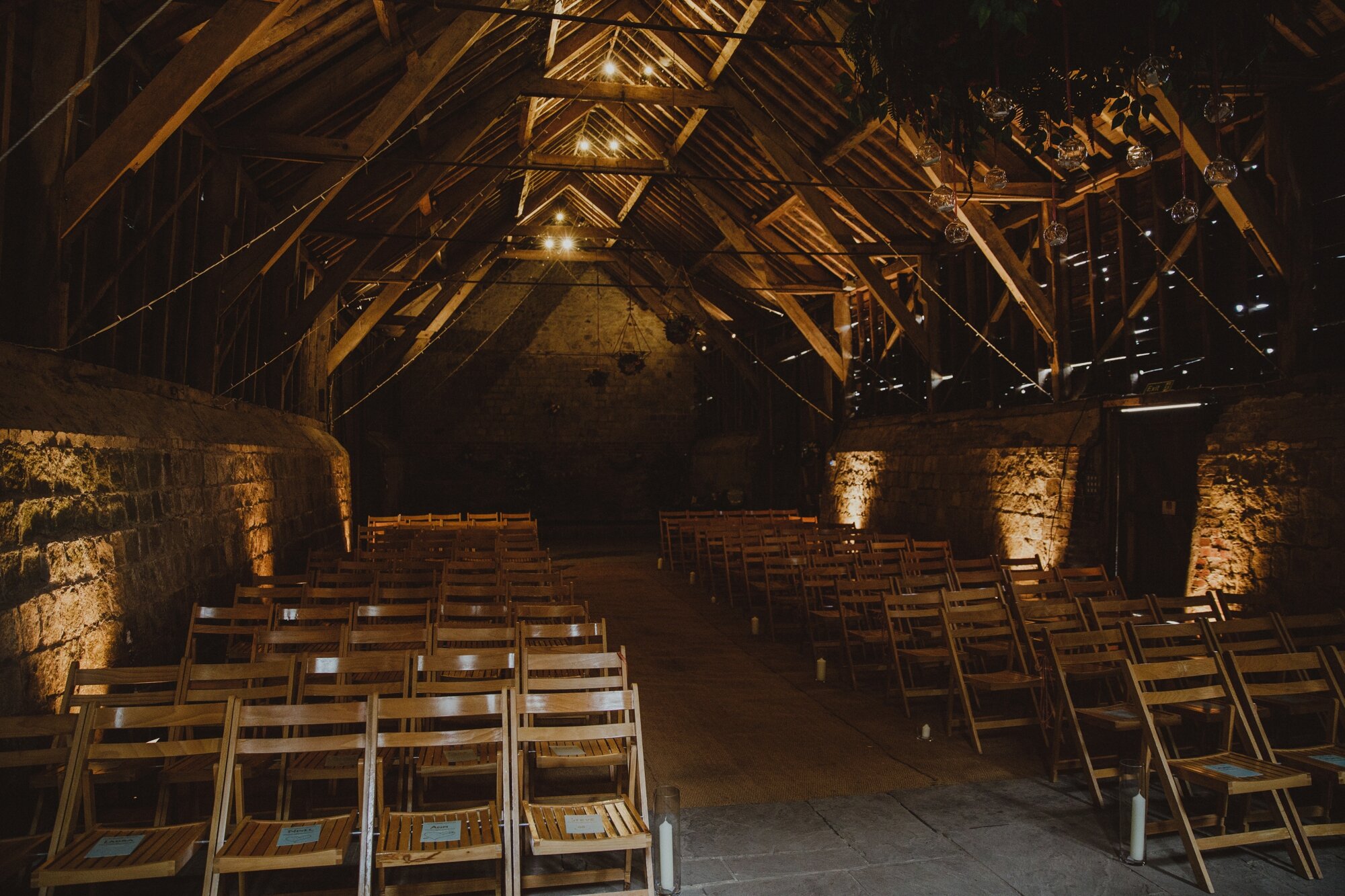 wiltshire-barn-wedding_0003.jpg