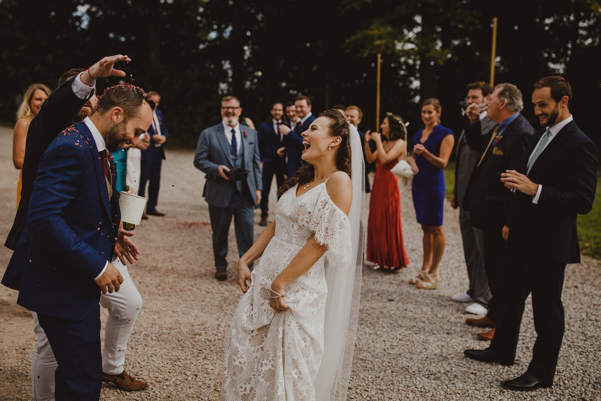 wiltshire-barn-wedding_0121.jpg