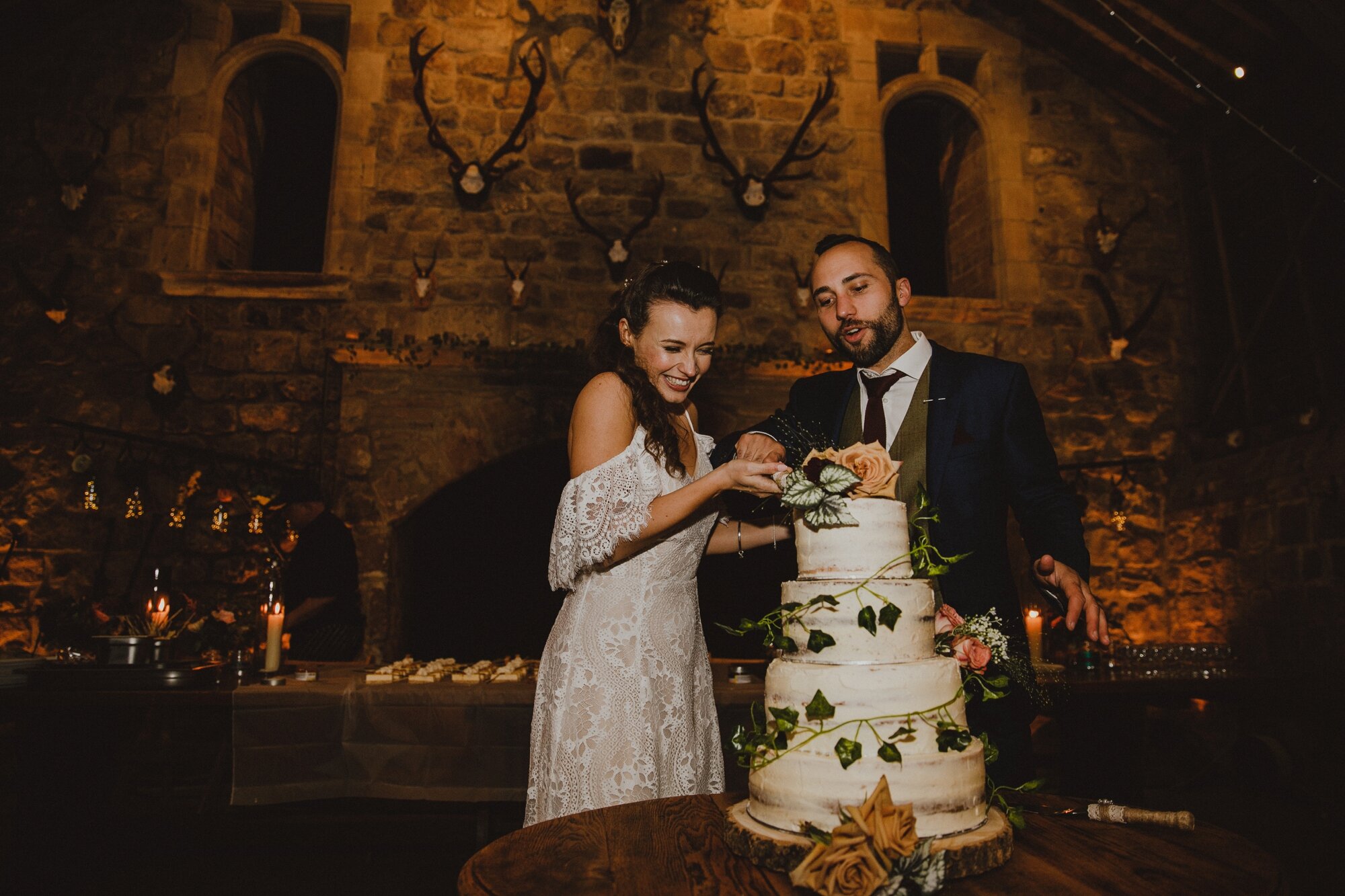 wick-bottom-barn-wedding-wiltshire_0205.jpg