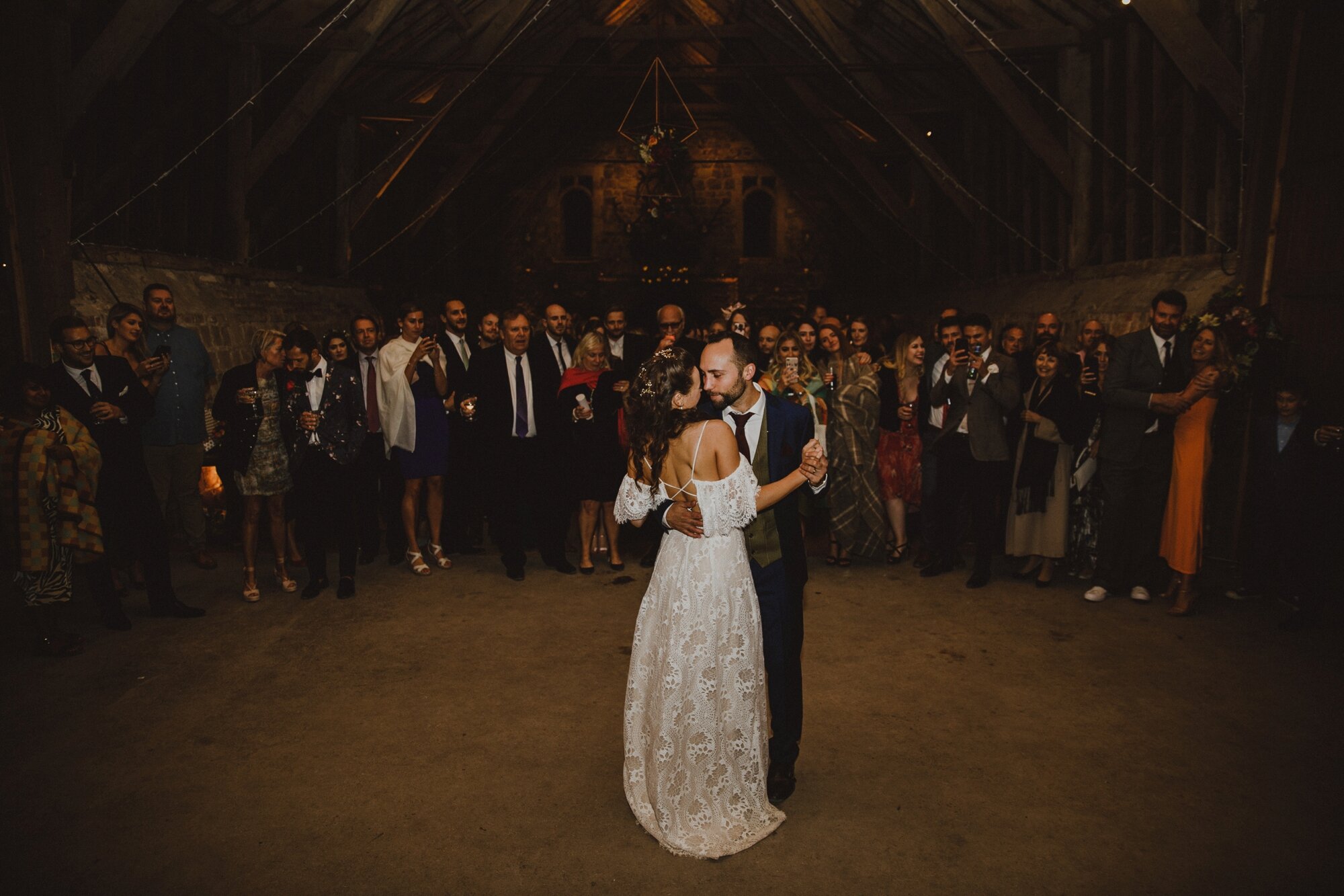 wick-bottom-barn-wedding-wiltshire_0207.jpg