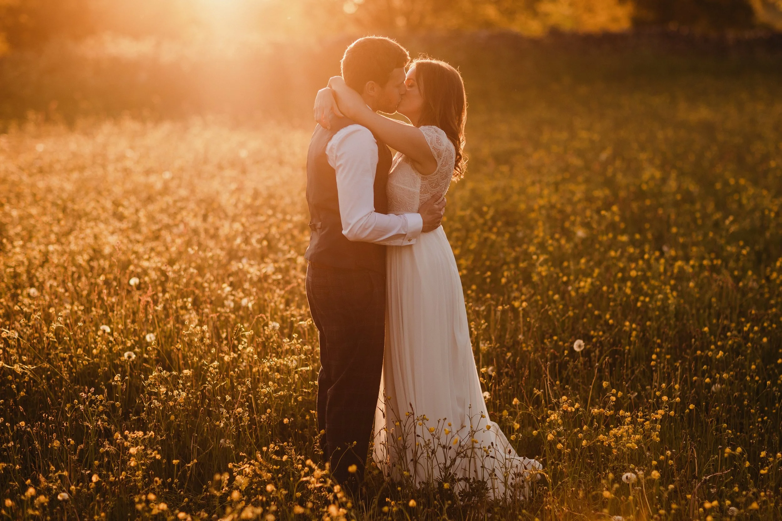A Derbyshire Wedding At Eyam Hall In Hope Valley