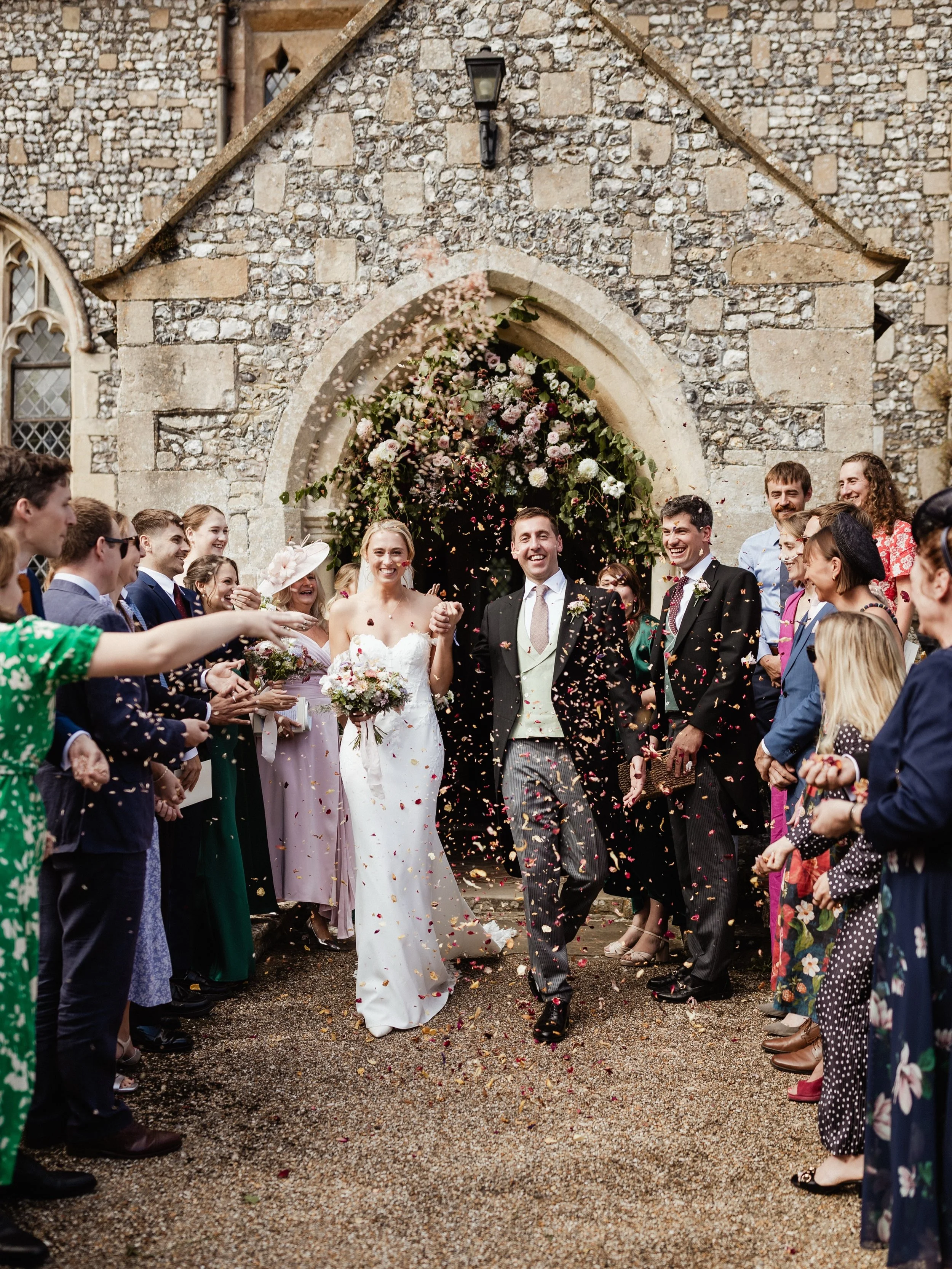 This time last week with Charlotte &amp; Sam @wickbottombarn in Wiltshire 

//

#wiltshirewedding #wiltshireweddingphotographer #wickbottombarn #churchwedding #barnweddingvenue 

Boutiques - @swanbrides
Designer - @dandolondon
Flowers - @into_the_blo