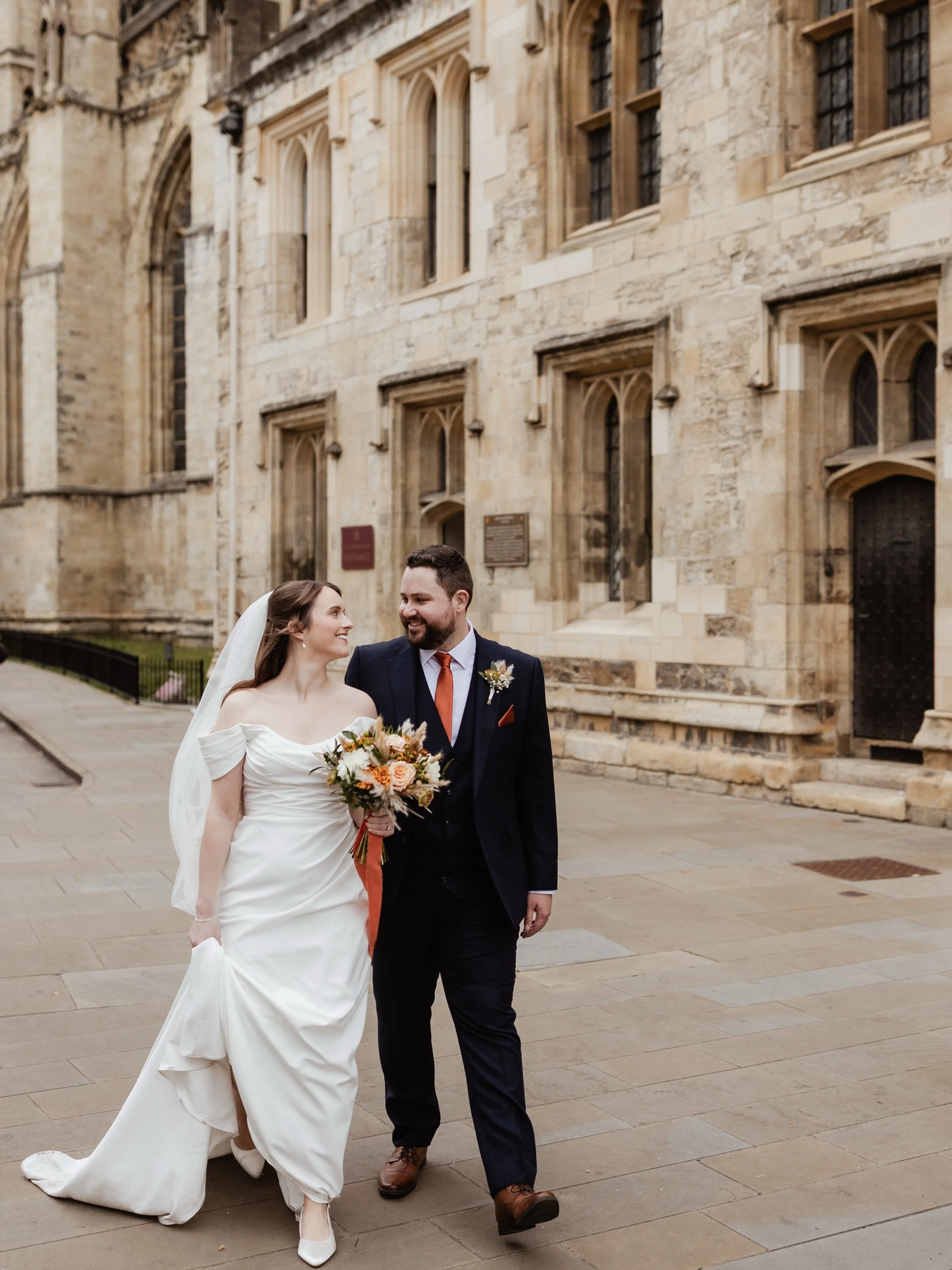 A few more frames from last weekends city centre wedding in York with Beth &amp; Sam @merchanttaylorsyork 

//

#yorkweddings #yorkweddingphotographer #yorkweddingsuppliers #merchanttaylors #yorkshireweddingphotographer