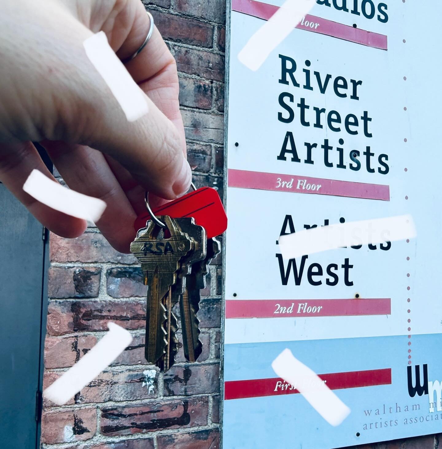 It&rsquo;s been a minute since I shared here. I am starting 2026 by moving my studio to Waltham. I am super excited for this new opportunity. ✨Yay ✨
Otherwise, trying to ease into this new, which is already proofing to be as unsettling ( or more) as 