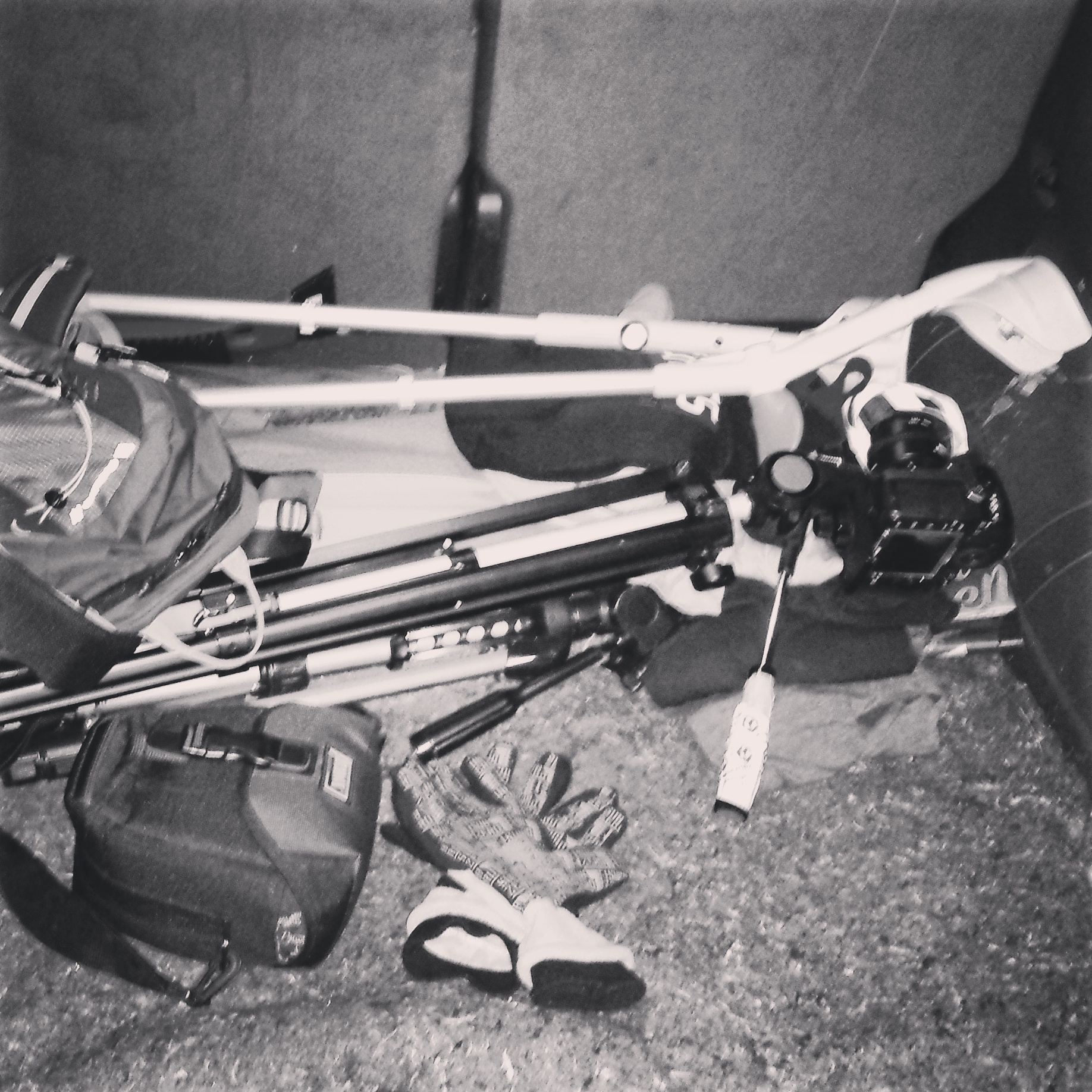 Crutches and camera in car, while shooting a large portion of the series "Schweizer Nachtlandschaften II"