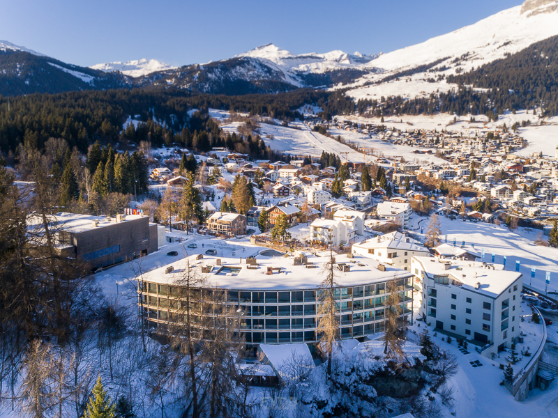 The Mountain Suites with a beautiful view of the Flimser Massiv