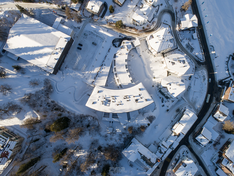 From above they look like the Boomerang hotel (from the board game Hotel)
