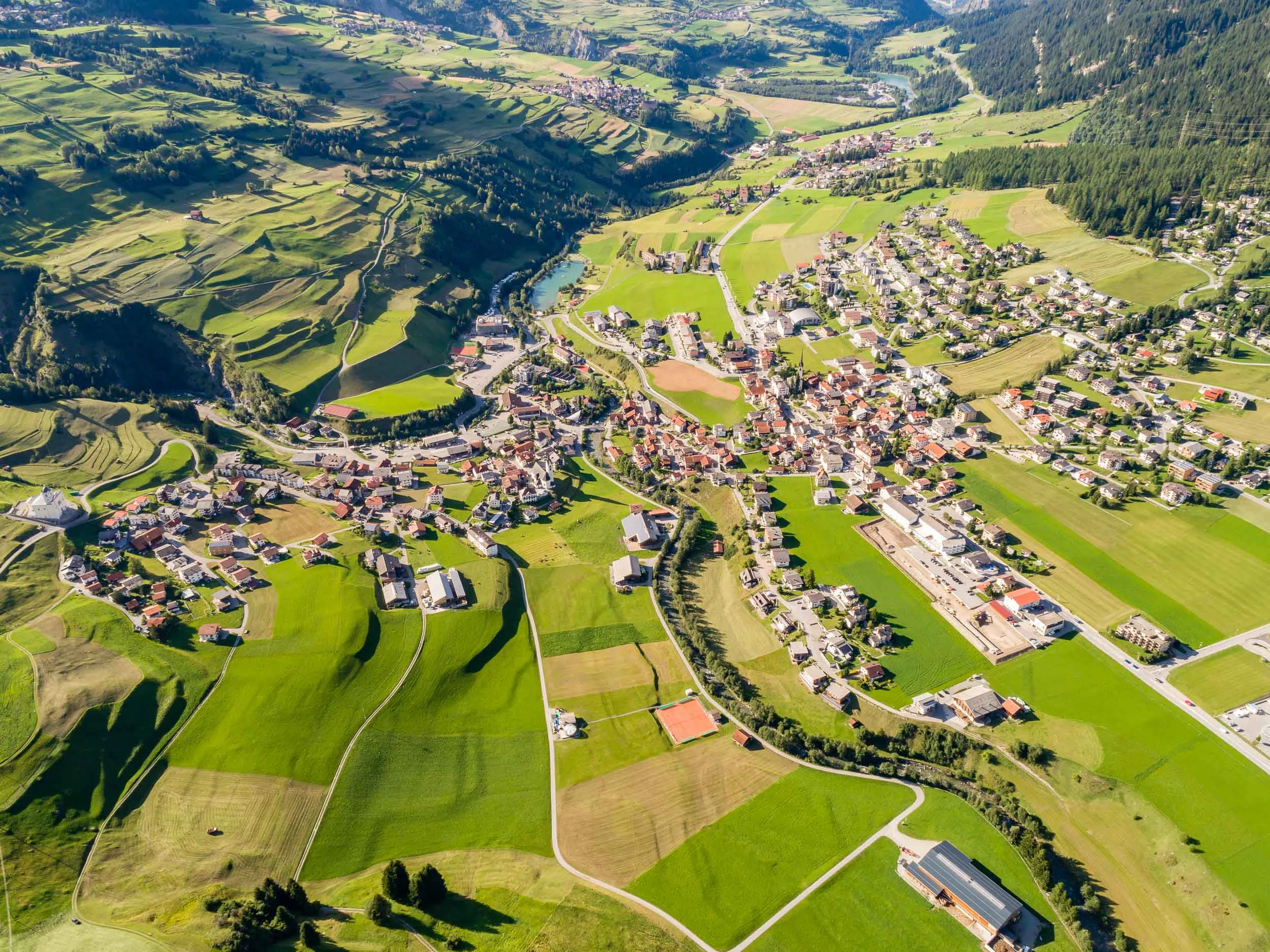 Frederik-vandenBerg_Photographer-Switzerland-Savognin-0183.jpg