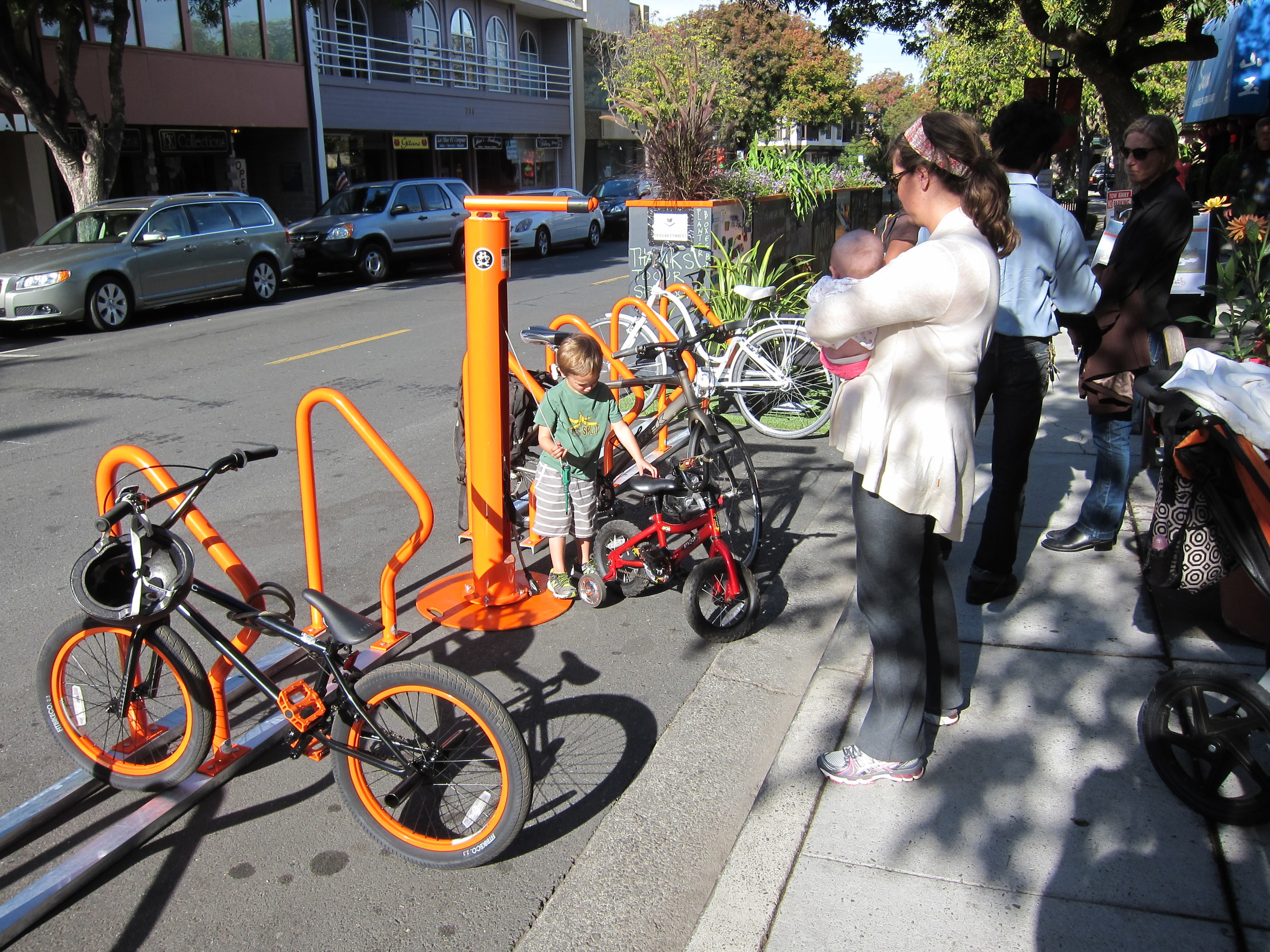 38PARKing Day 330pm_kids and bikes_great.JPG