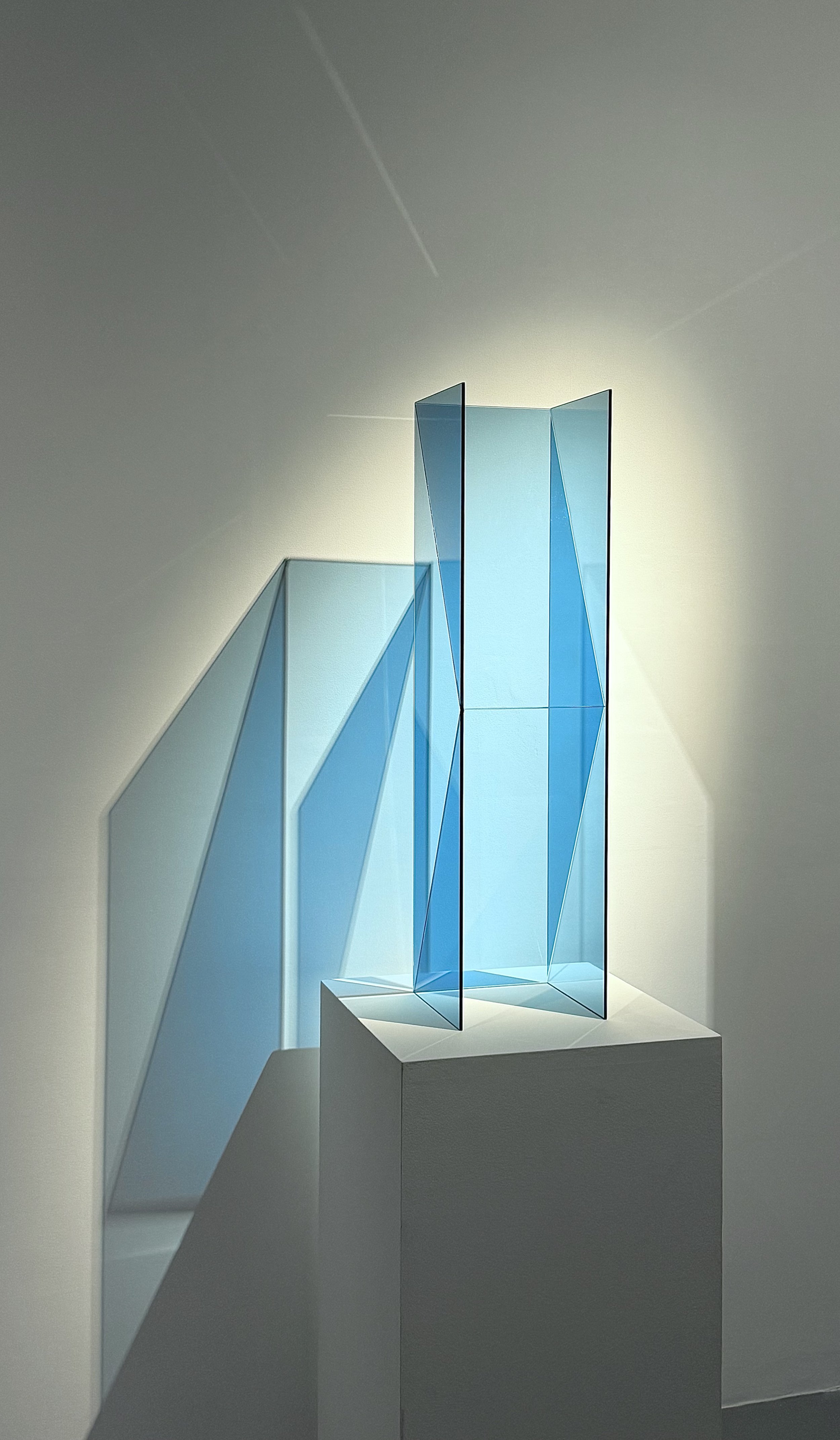Volumetric Glass (Blue)