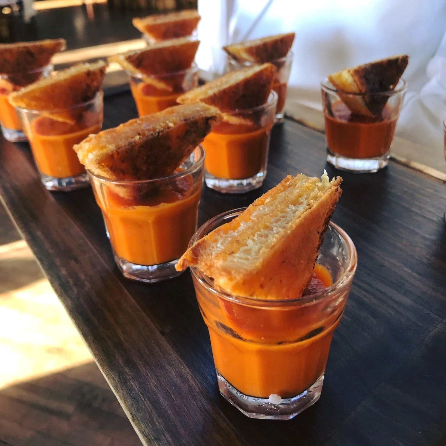 Falling leaves, cozy sleeves, and soup season, please! 🍁🧀🥣
​​​
​#GrilledCheeseHasOurHearts #foodie #food #instafood #instayum #nycfood #NYCEats #eatingnewyork #newforkcity #events #eventplanner #eventprofs #gala #fundraiser #nyc #newyork #newyorkc