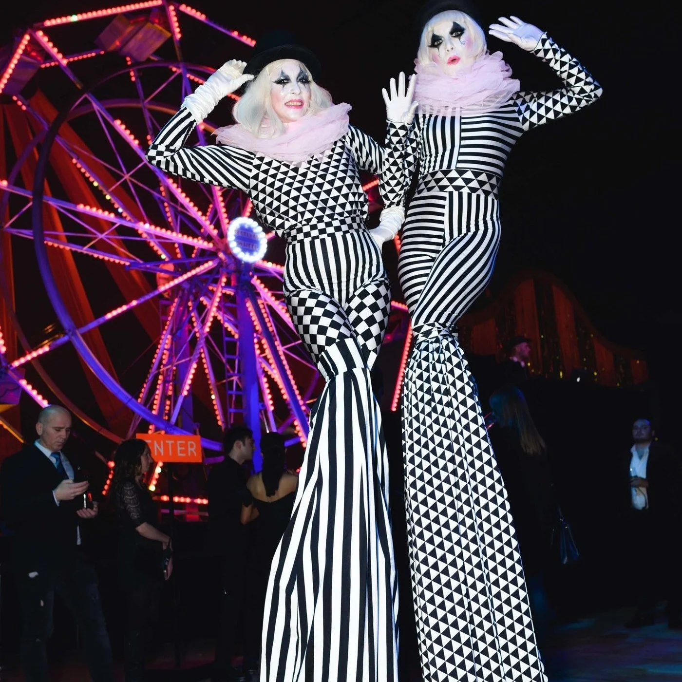 No tricks, just circus treats for Halloween 🎃👻

#welovewhatwedo #eventplanner #eventprofs #nonprofitevents #nycevents #events  #liveentertainment #halloween #circustheme #stilts #stiltwalkers