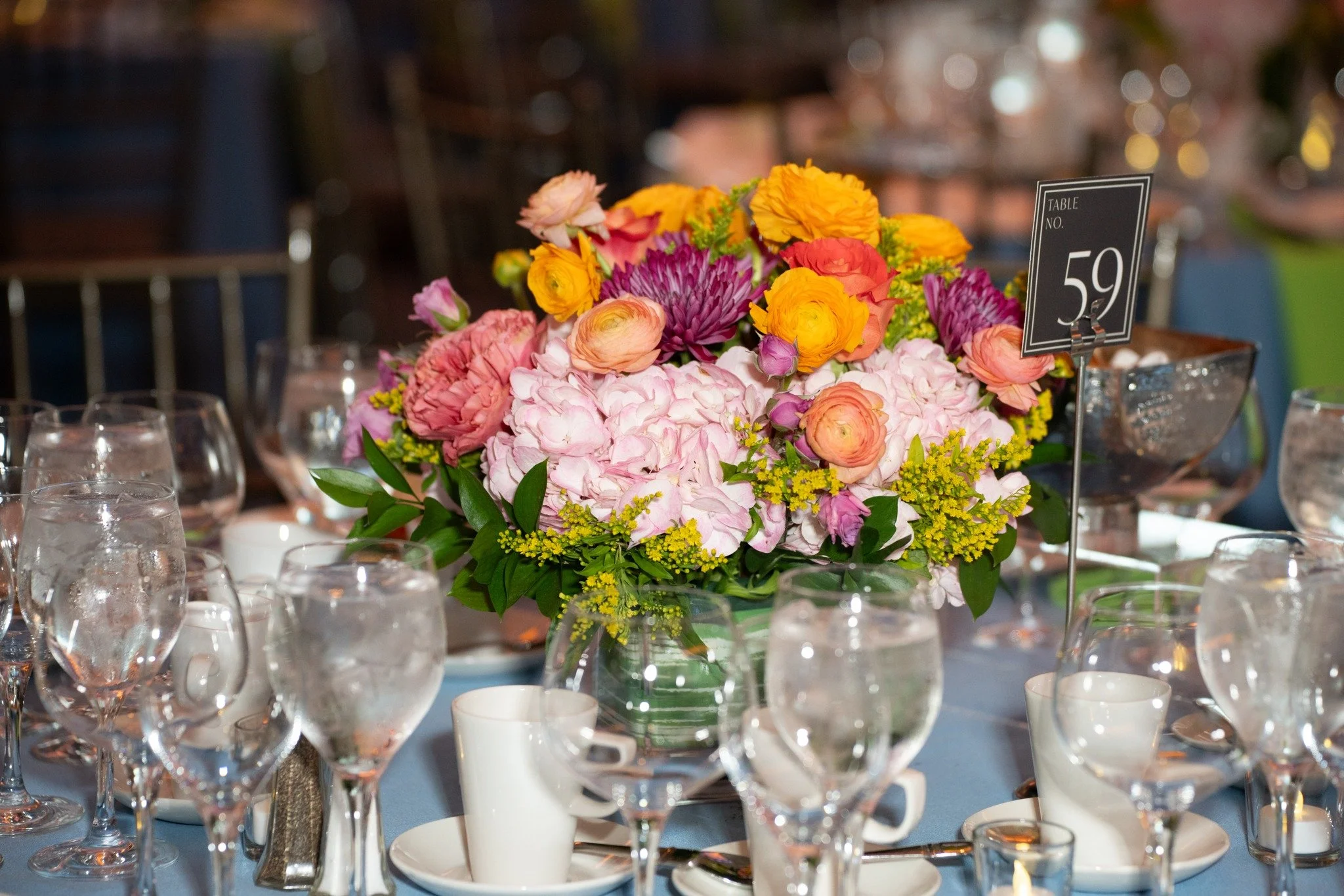 🌸🌹 Merci bouquet 💐🌺

#tablescape  #decor #roses #ranunculus #hydrangea