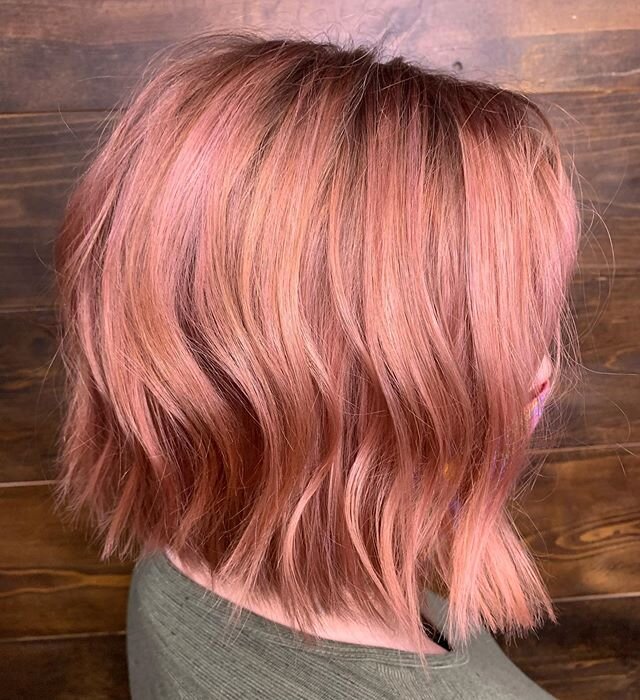 I still can&rsquo;t get over how soft and luscious this color is! And paired with a blunt texturized bob?? Yes please 😍
.
.
.
@guytang_mydentity @guy_tang @cosmoprofbeauty 
@modelesalon #modelesalon #modelesalonoregoncity #oregoncityhair #pdxhair #p
