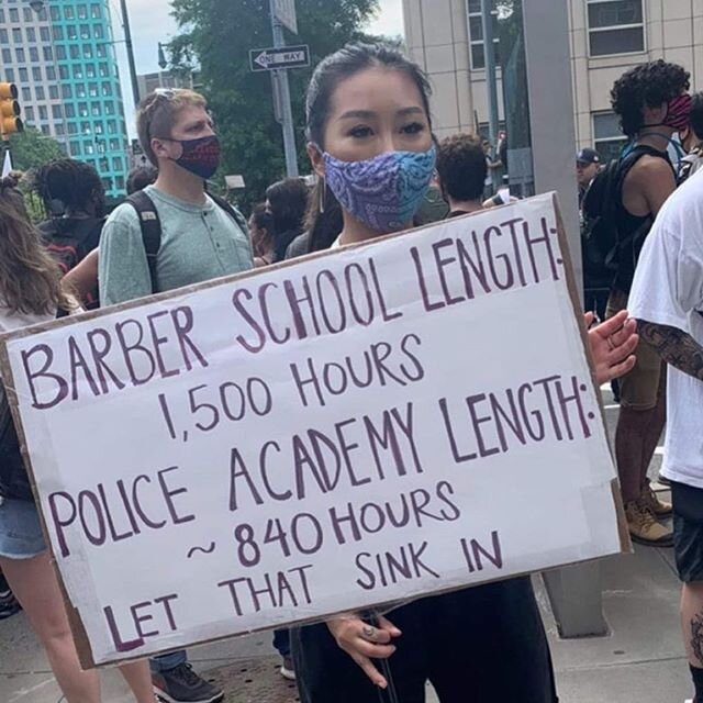 I was required to complete 2400 hours of training before I could get my cosmetology licenses! In Oregon, the police academy only requires 400 hours. Let THAT sink in. .
.
.
#blacklivesmatters #blacklivesmatter✊🏽✊🏾✊🏿 #blacklivesmatter #blacklivesma