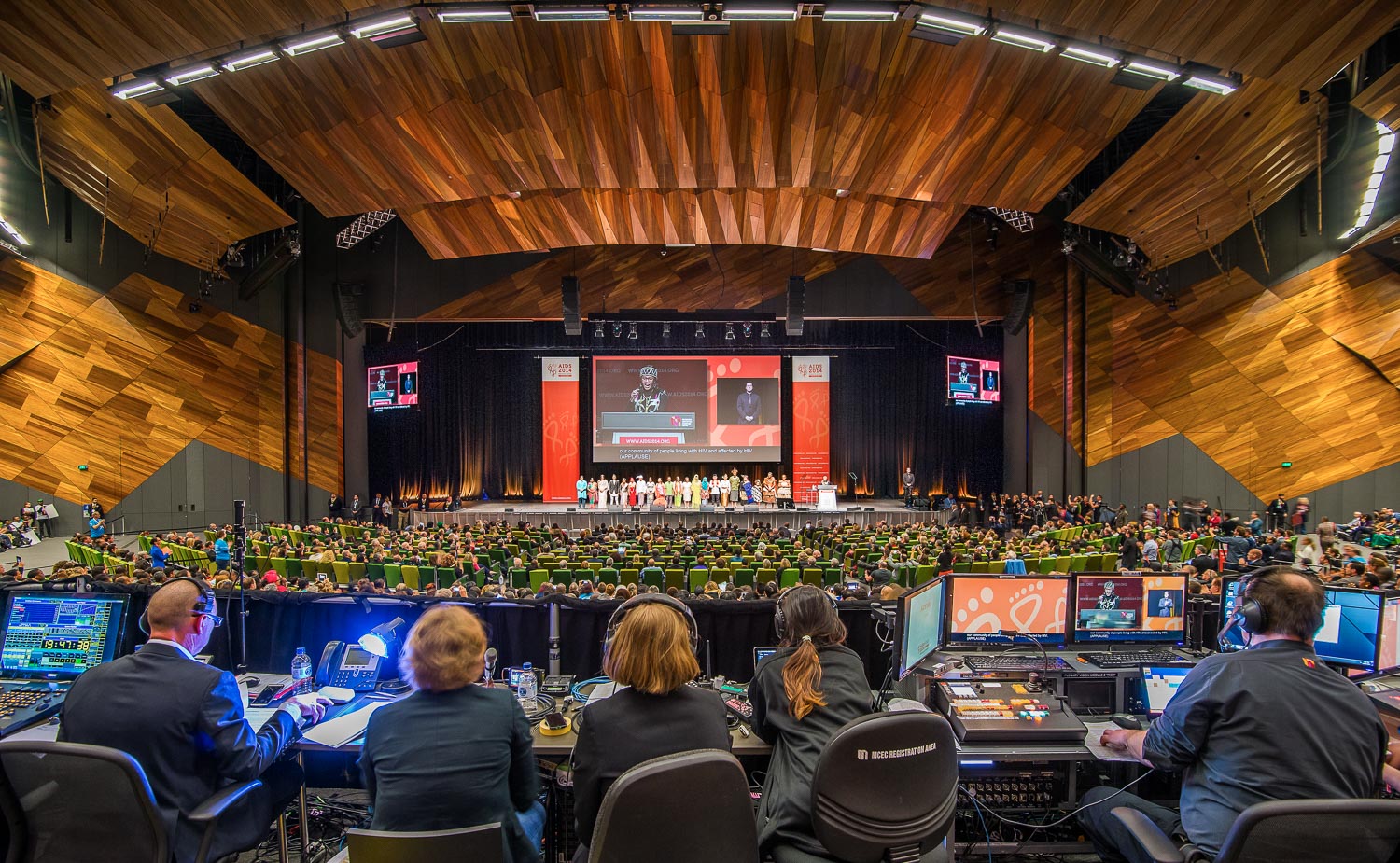 AIDS2014-OC-Plenary-AV-2.jpg