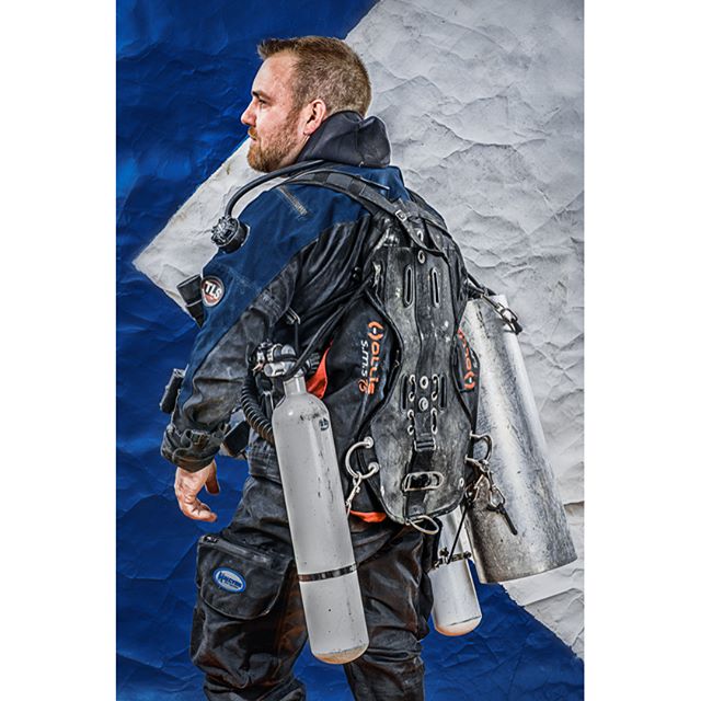 Bradley on his Side Mount self modified Kiss Classic CCR Rebreather, part of the 20 Thousand Leagues photo series. Rearview. #sidemount #ccr #rebreathers #rebreatherdiver  #rebreatherdiving #kissclassic #kissrebreathers #duidrysuit #dui #hollis #gole