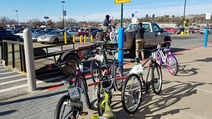 Loading up the bikes!