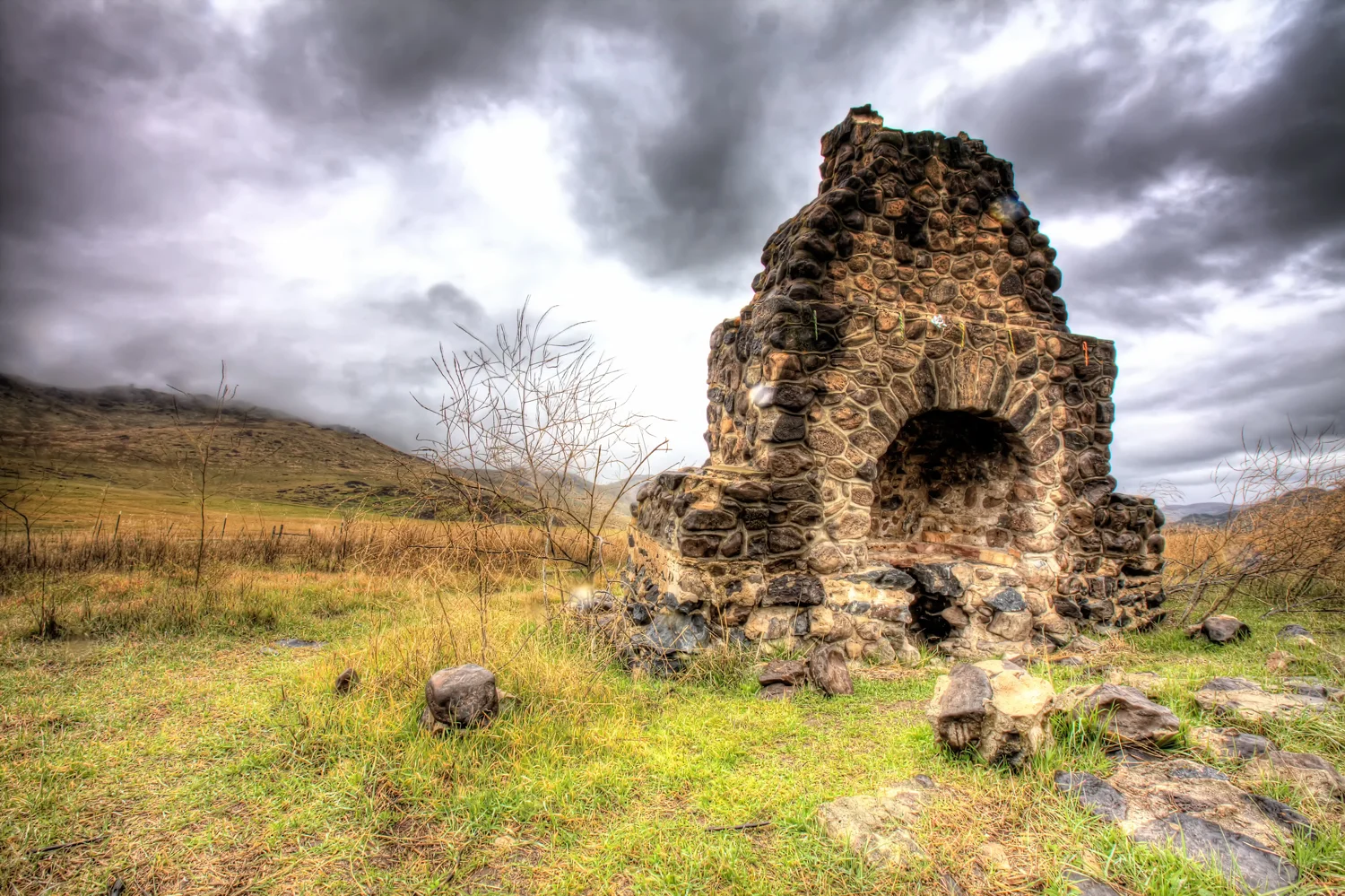 webfireplaceIMG_4284_5_6_tonemapped.jpg