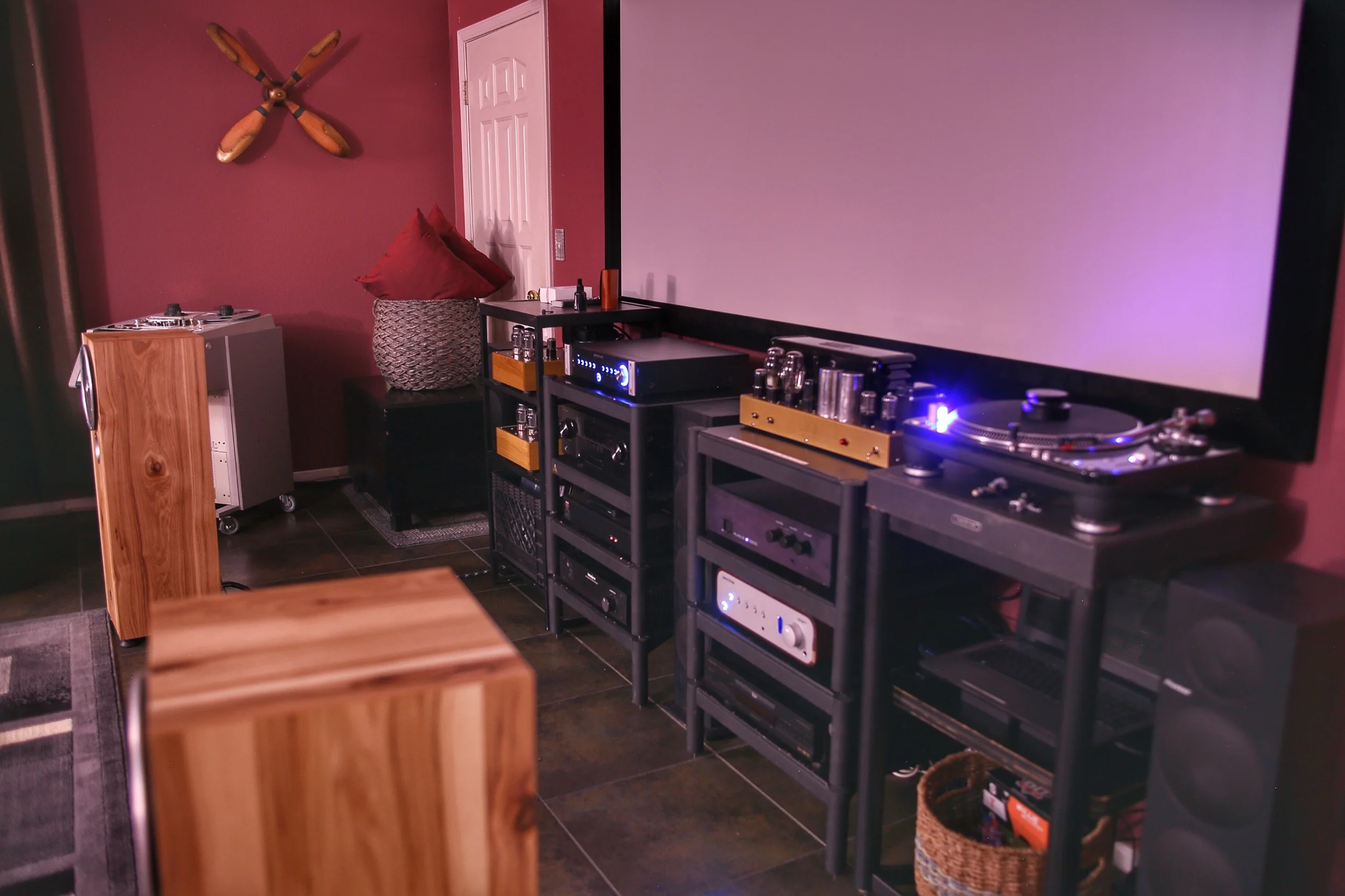 Current reference setup with the James Burgess 45/2A3 S.E.T. amplifier, Plinius preamp/phono stage with Galbo Designs "Ultimate Mod" and 2019 Auricap XO revisions, PeachTree Audio 65SE (serving as DAC), Modified AT1240 TT with AT33EV cartridge and Cardas wiring straight to the Plinius phono stage. Media is served up via an Otari MTR10-2, and Akai X-150D Reel to Reel machines, a PC music server with over 25 terabytes of Hi-Rez files, plenty of great vinyl selections, and a pair of Zu Audio Omen MKII loudspeakers. Room is 24x20x8.