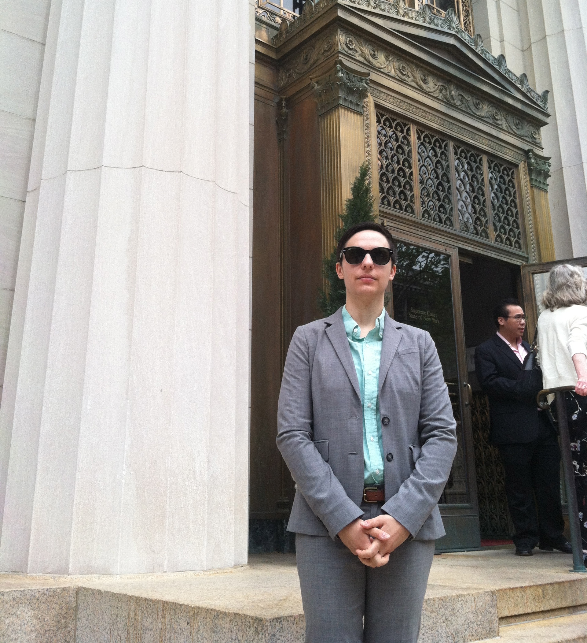 Law clerk (now attorney) Jen Mecum was recently admitted to the New York State Bar. Congratulations, Jen, and nice shades!