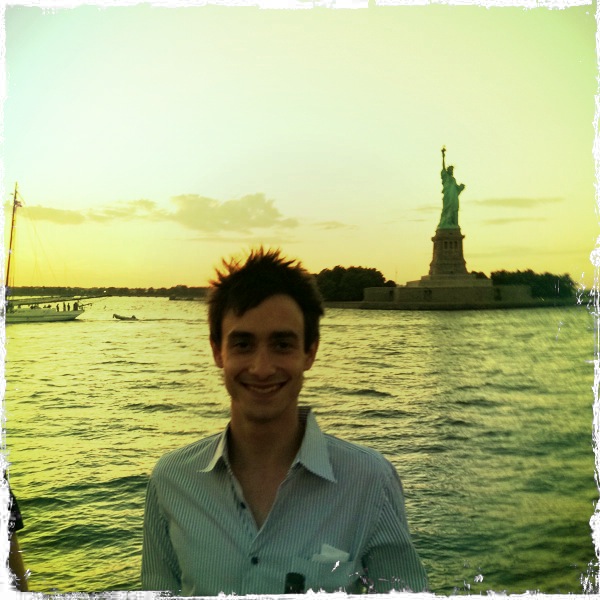 Jon Blank and a certain NYC landmark on one of our famous summer boat dances.