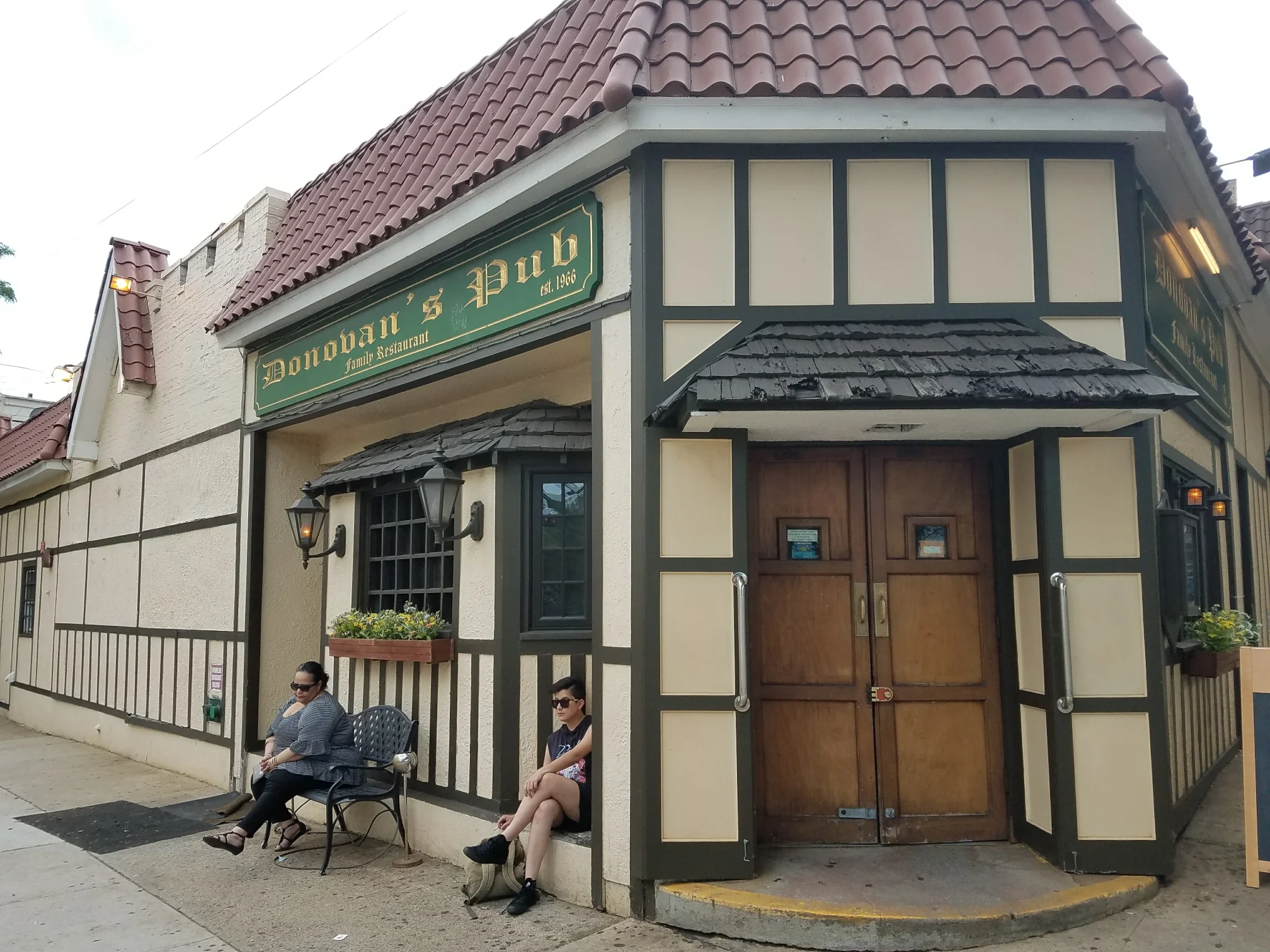 Real Irish people go here.