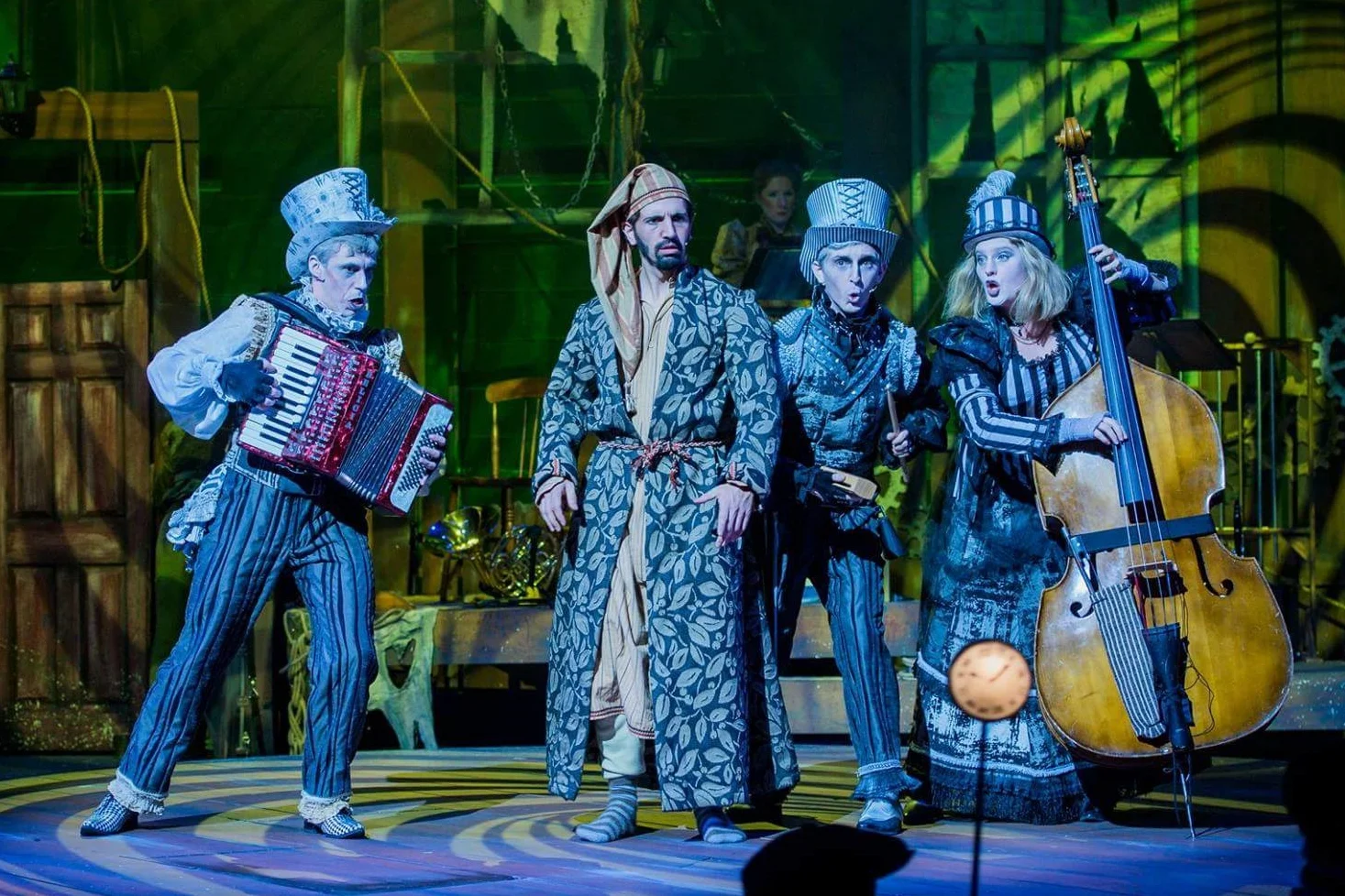 (L-R) Bryan Hodgson, Greg Barnett, Adam Hepworth and Giovanna Ryan in the 2015 Wellingborough Castle production.