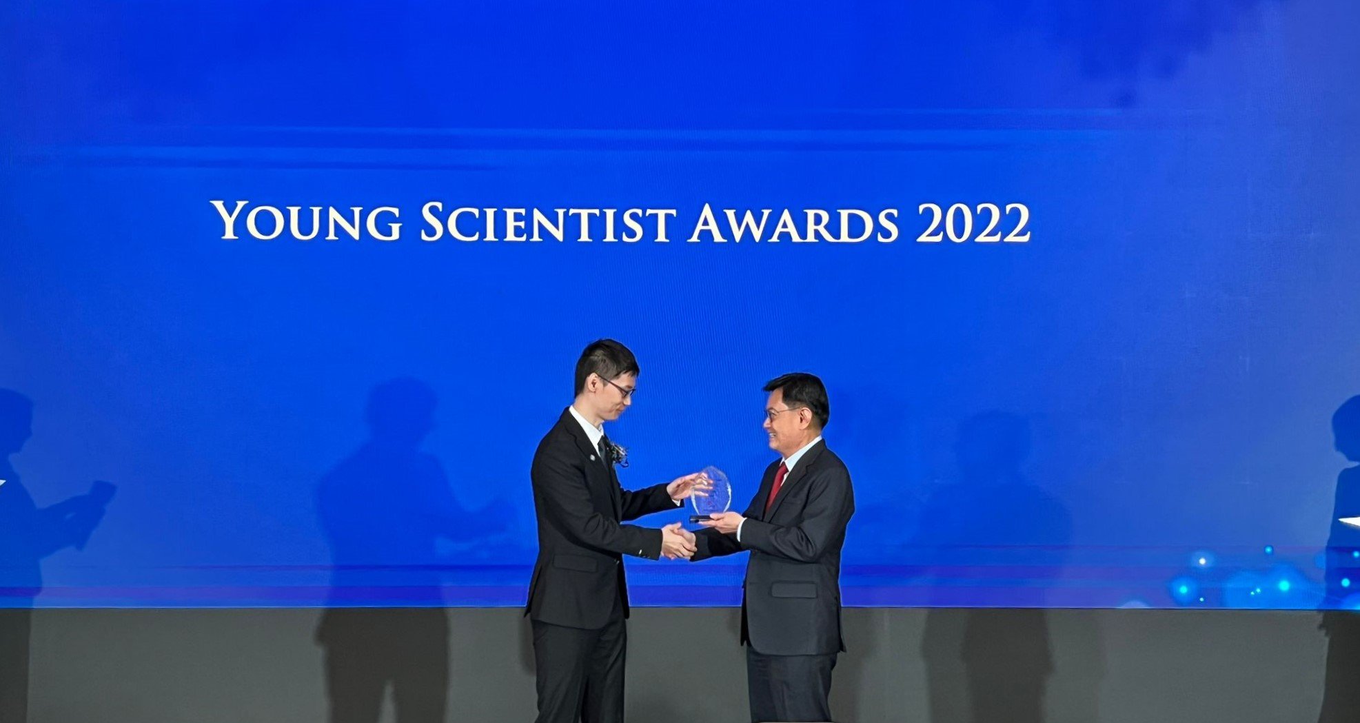 Young Scientist Award 2022: Dr. Bi Renzhe