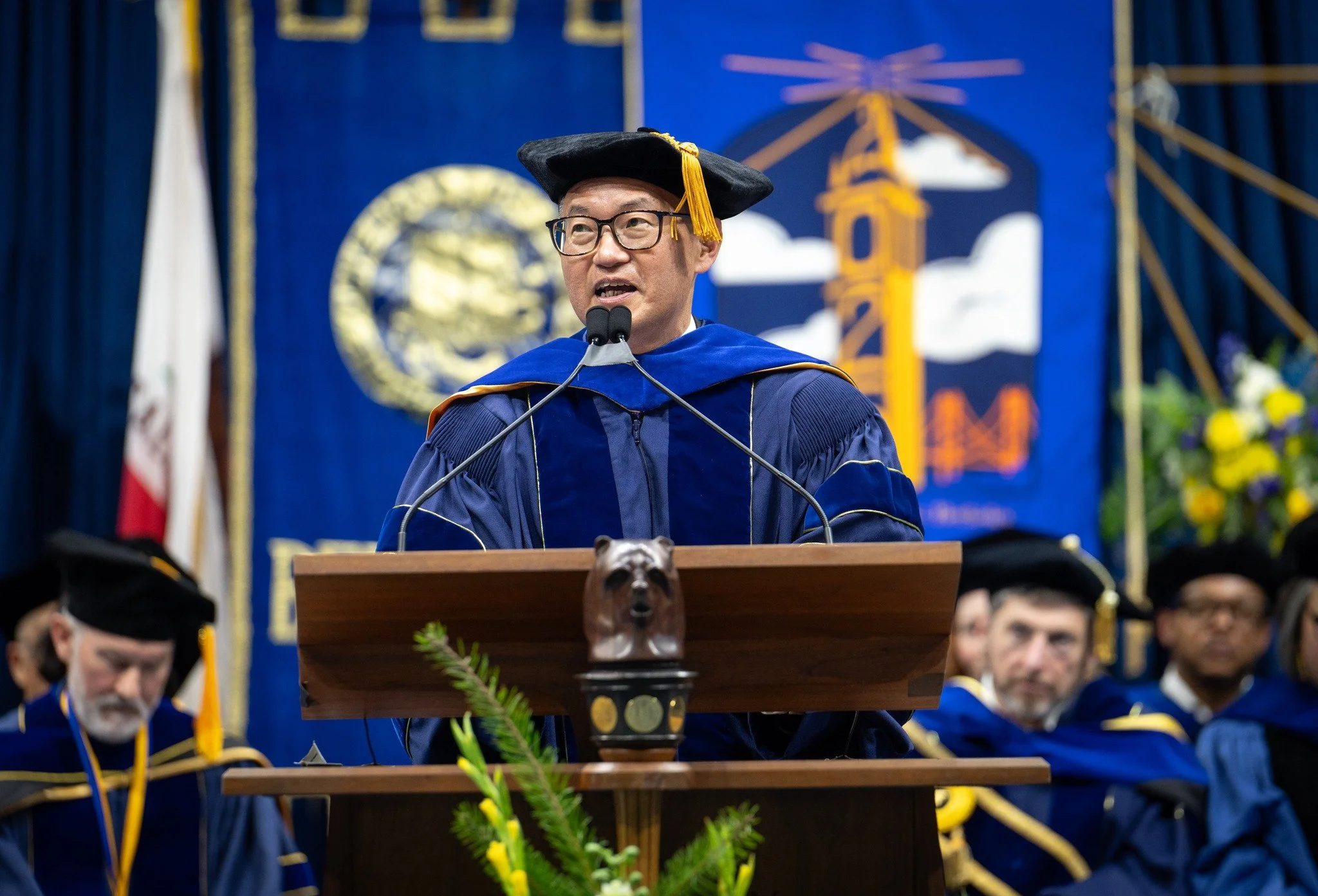 A global honour rooted in service: Prof Ling San has been named the recipient of UC Berkeley’s 2025 Elise and Walter A. Haas International Award, an accolade that recognises his distinguished record of service to Singapore.
📸: Keegan Houser, UC Berk