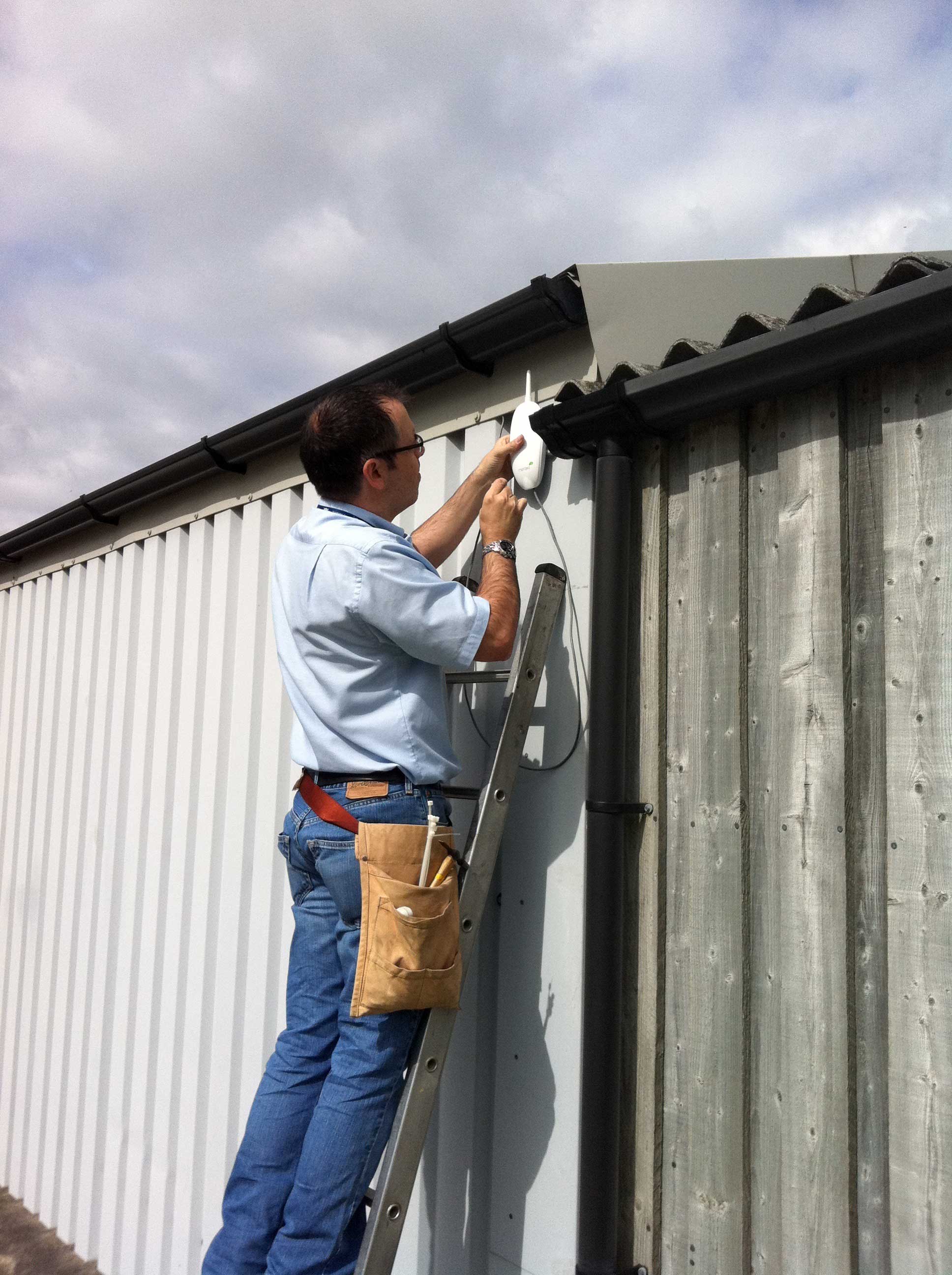 Installing Meraki Outdoor Unit