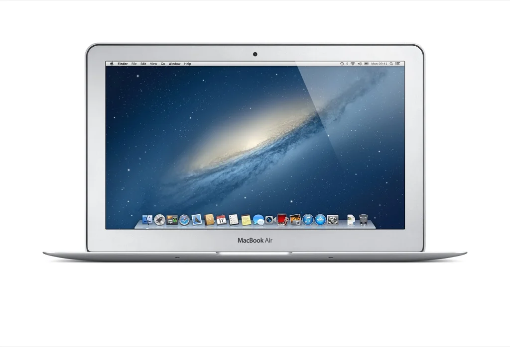 MBA_11inch_MtnLion_WW_SCREEN.jpg