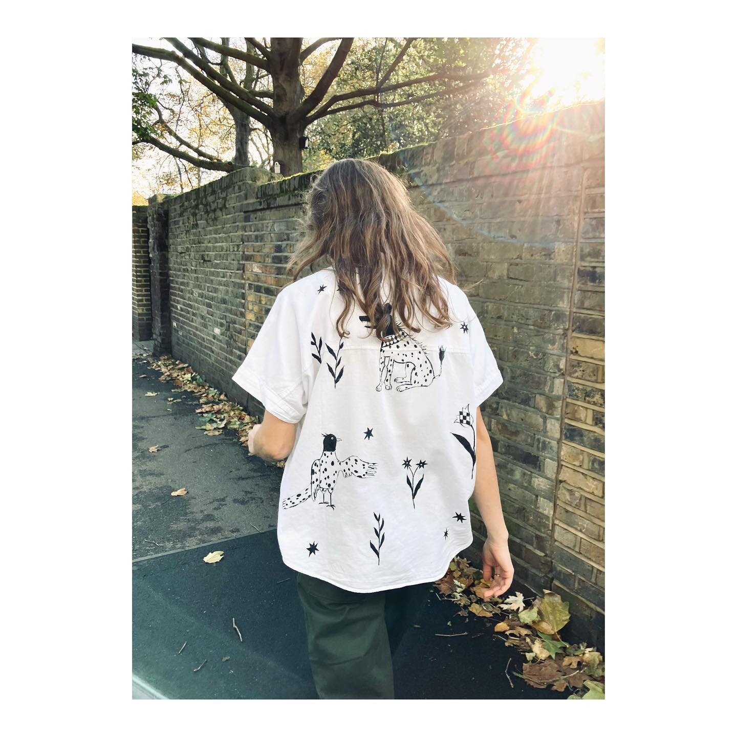 On sale soon,  my mini collection in collaboration with @stae.store. A short series of unique hand painted designs on preloved on Jenna&rsquo;s great pieces. 

1st&amp;2nd of December in Shoreditch Hall.  Save the date! The pieces will be on sale alo