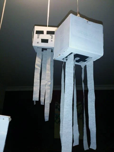 pinata minecraft.jpg