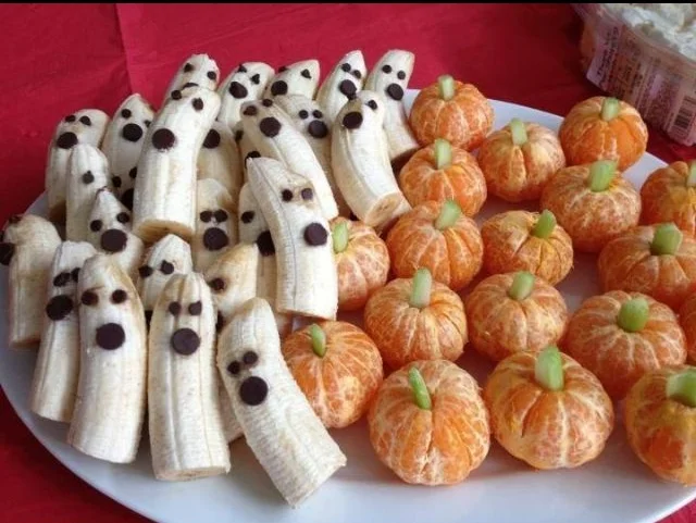 Fruit Ghosts & Pumpkins