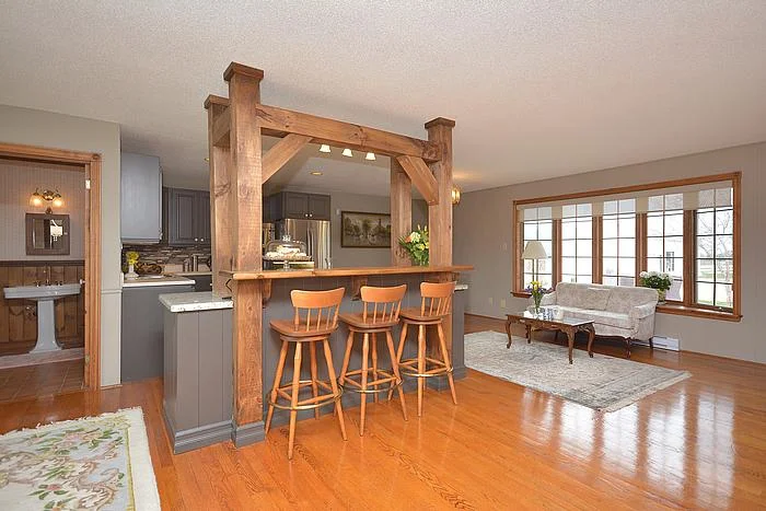 kitchen_700.jpg