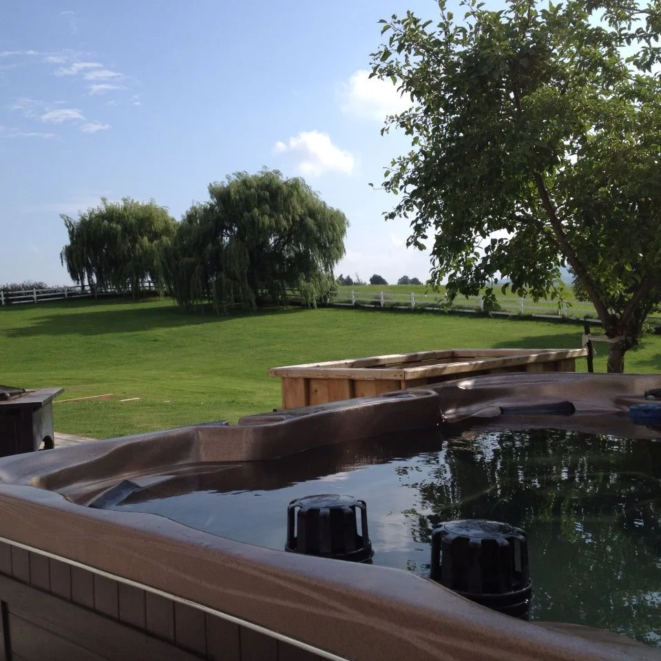 We offer exclusive use of the Spa Sanctuary to Creme de la Creme Guests 