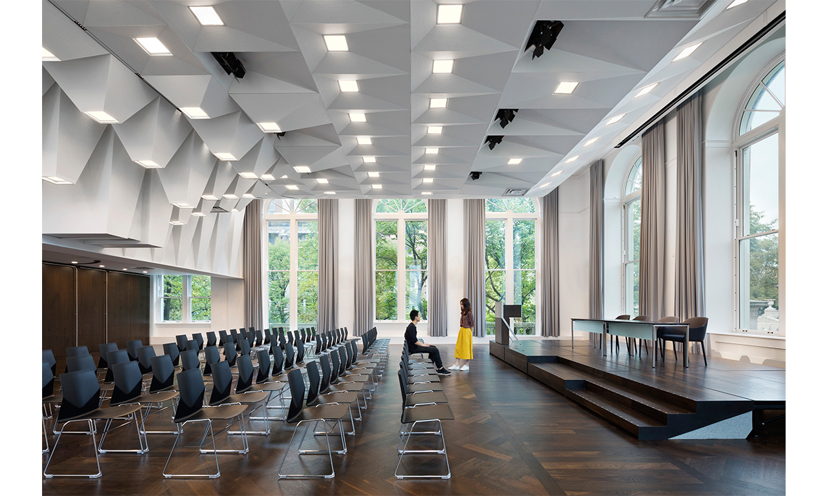 1606_Columbia-JDJ-Lecture-Hall_07.jpg