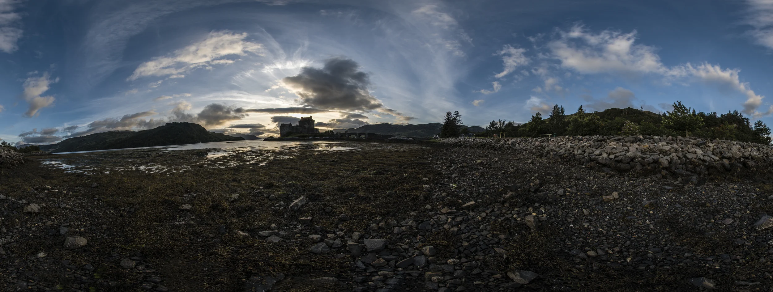 Click to enlarge. Quarter size of the original panorama.