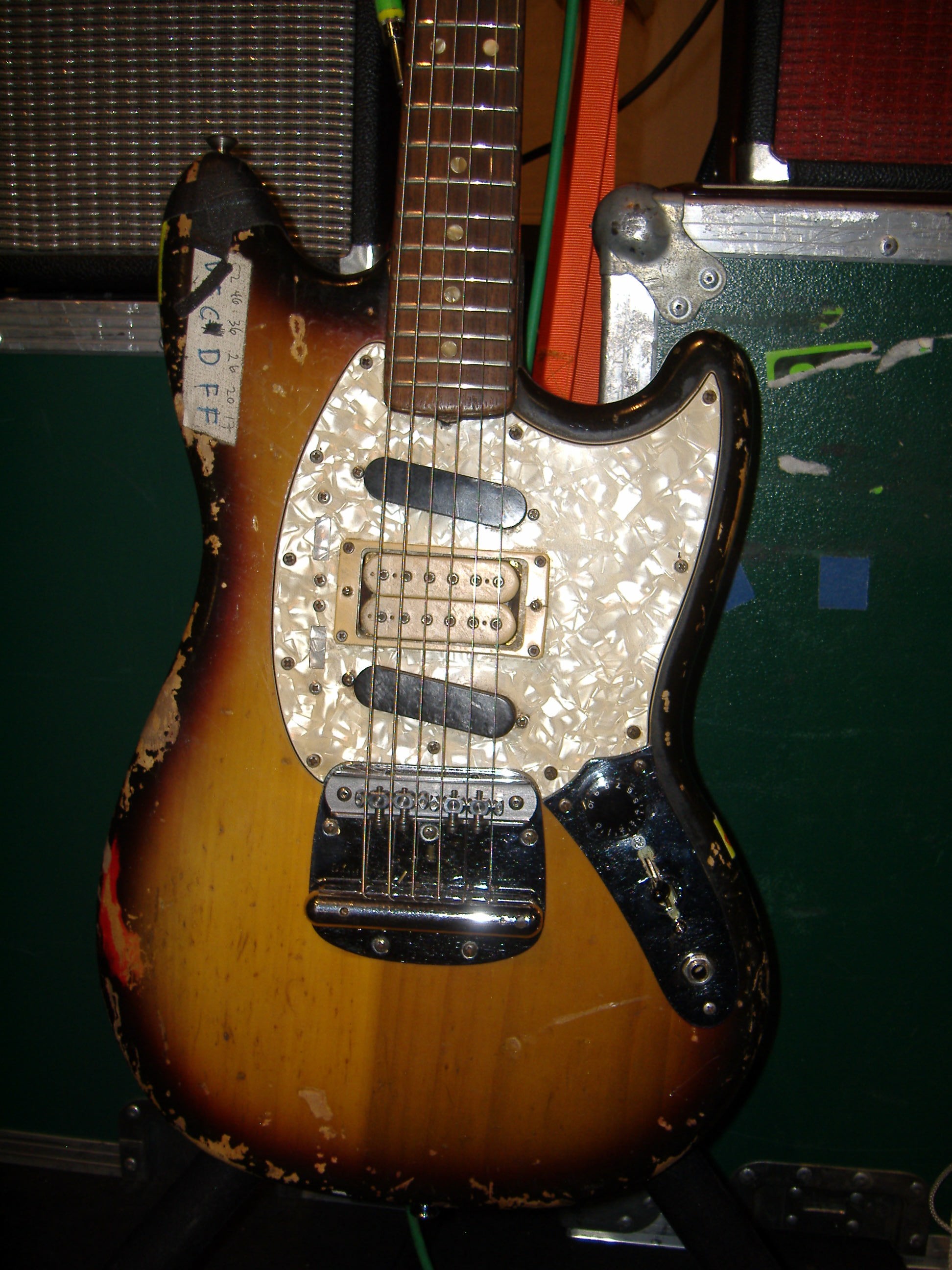  A Fender Mustang owned by Sonic Youth. 