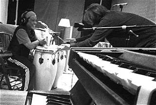 Lex Razon, Kelly Finnigan