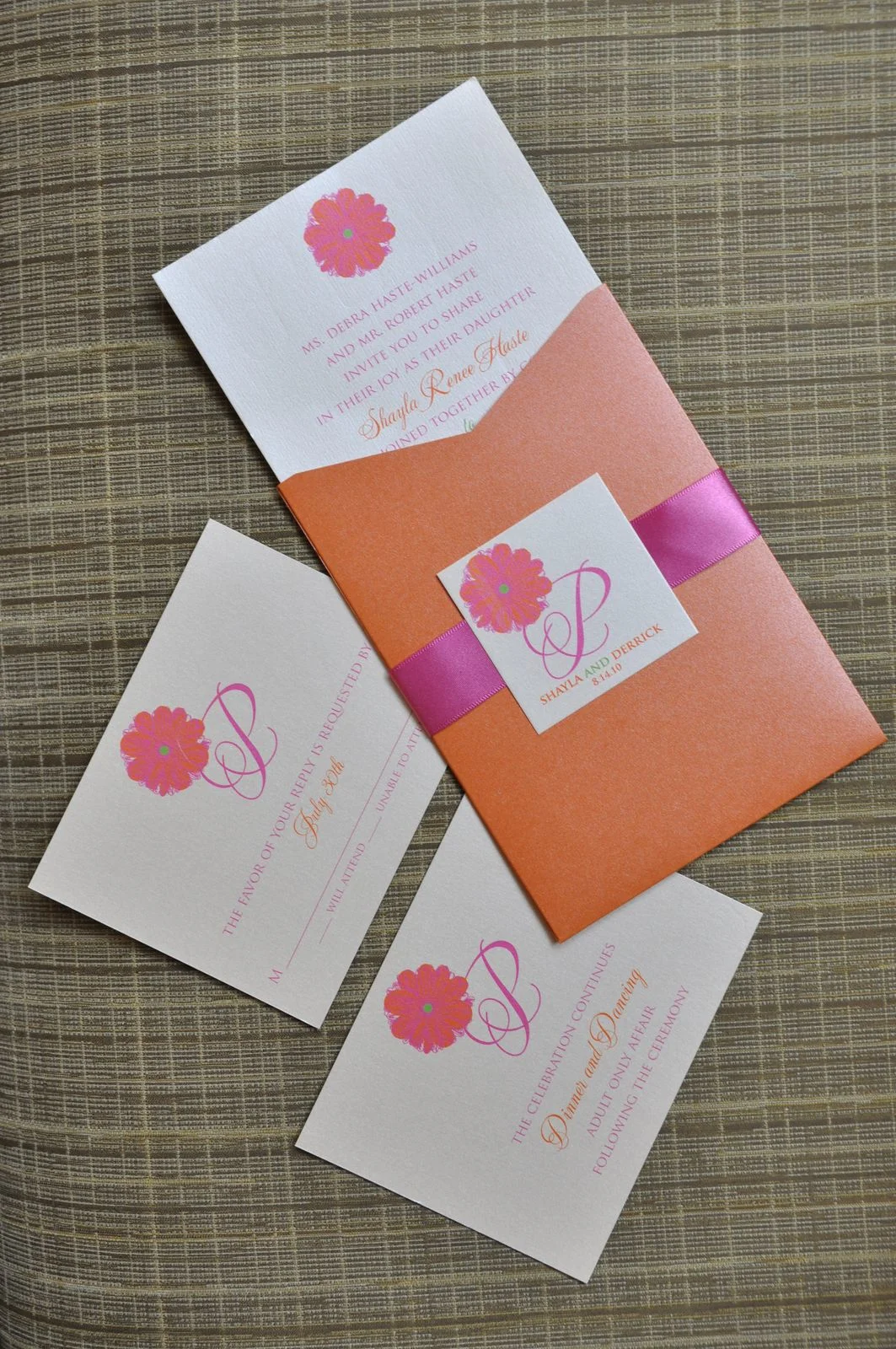 Invitations — Papered Wonders, Inc.