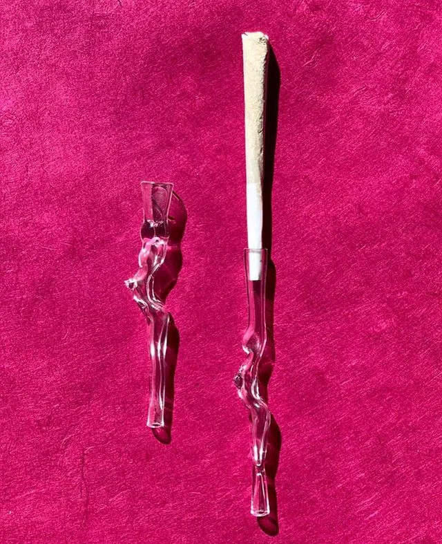 Little Lady One-Hitters and Little Lady J-Holders - New New - coming with me to @glassvegasexpo and currently available through @elevatejane !! Yas 🙏🏼