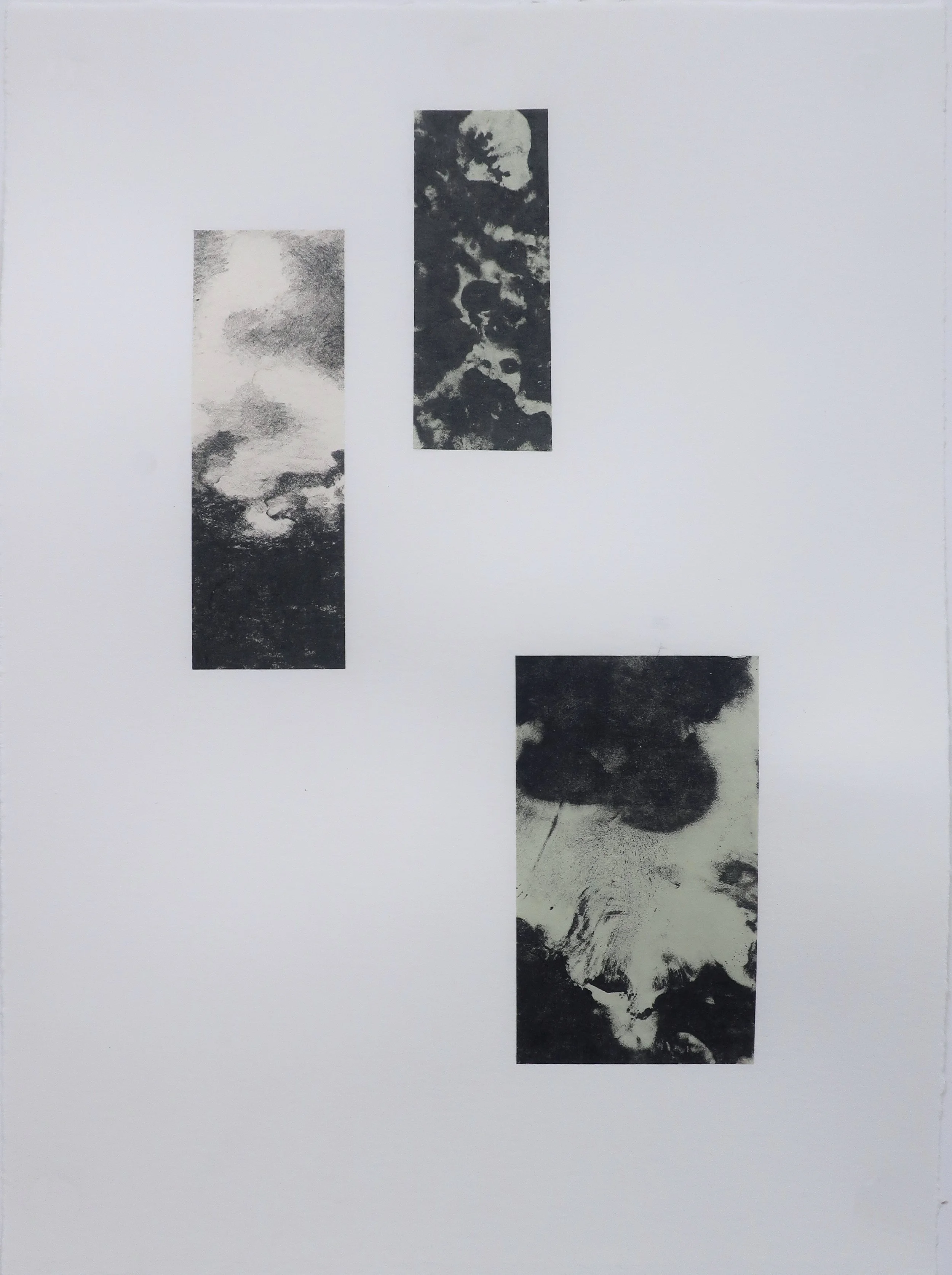 penumbra drift II 2025 Lithograph on Awagami Kozo, Awagami Kitikata and Magnani Pescia 380 × 280