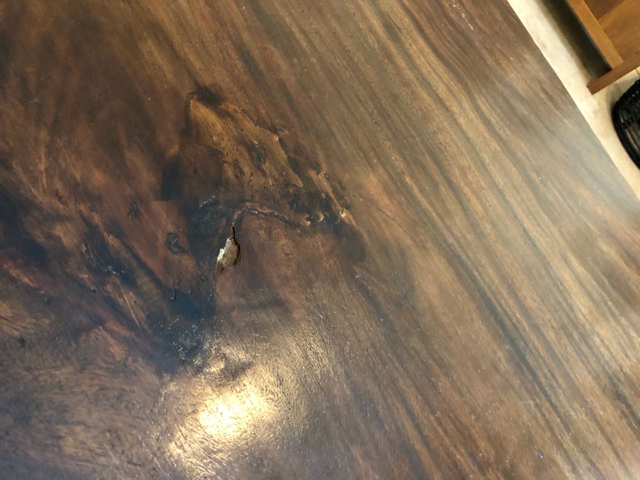 teak wood table