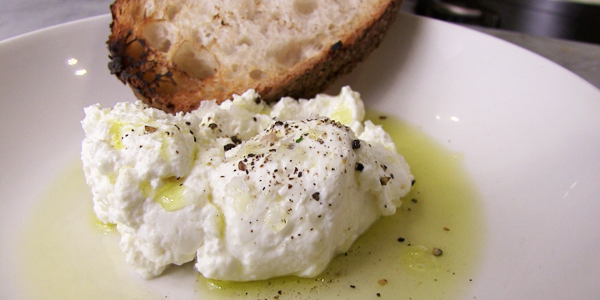 How to Make Ricotta at Home